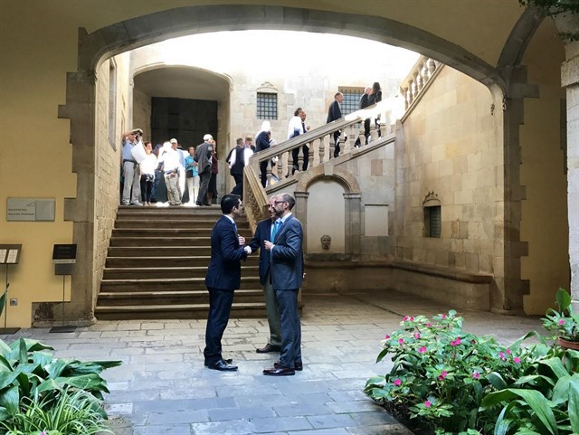 Los cónsules se quejan a la Delegación del Gobierno por si existe peligro para los turistas