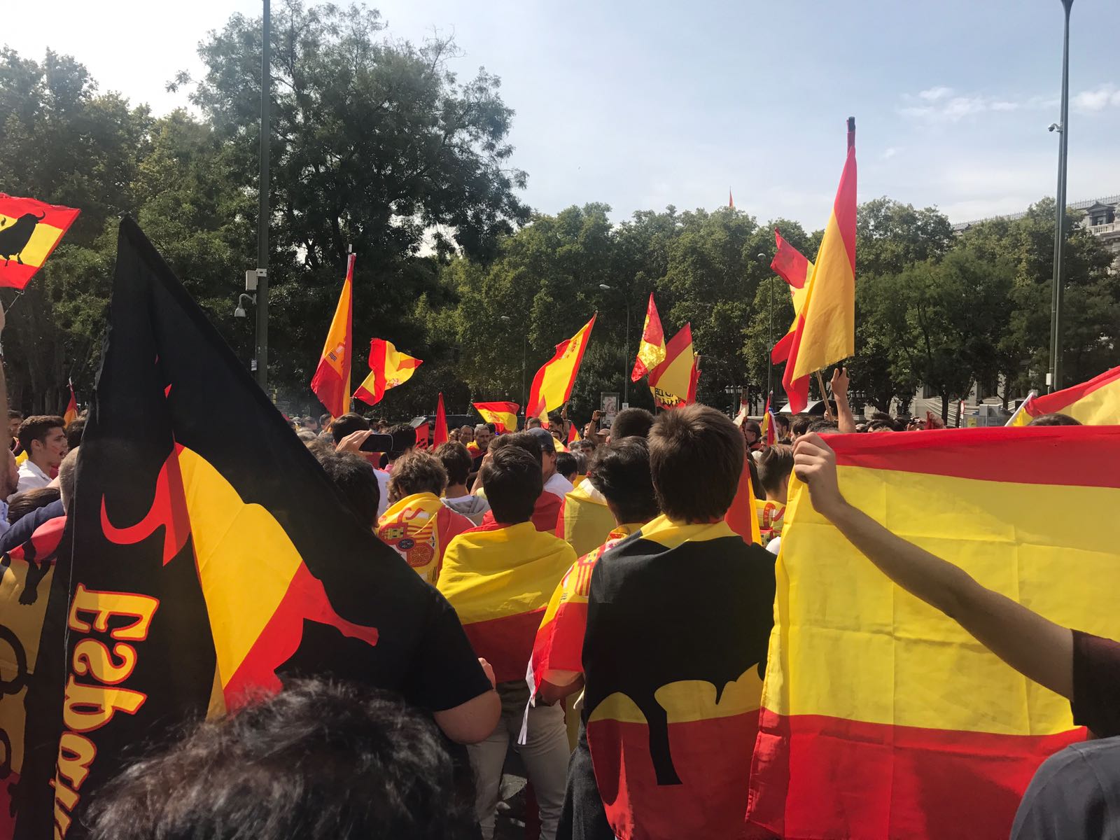 Convoquen ultres de Madrid a manifestar-se l’1-O davant Casanova