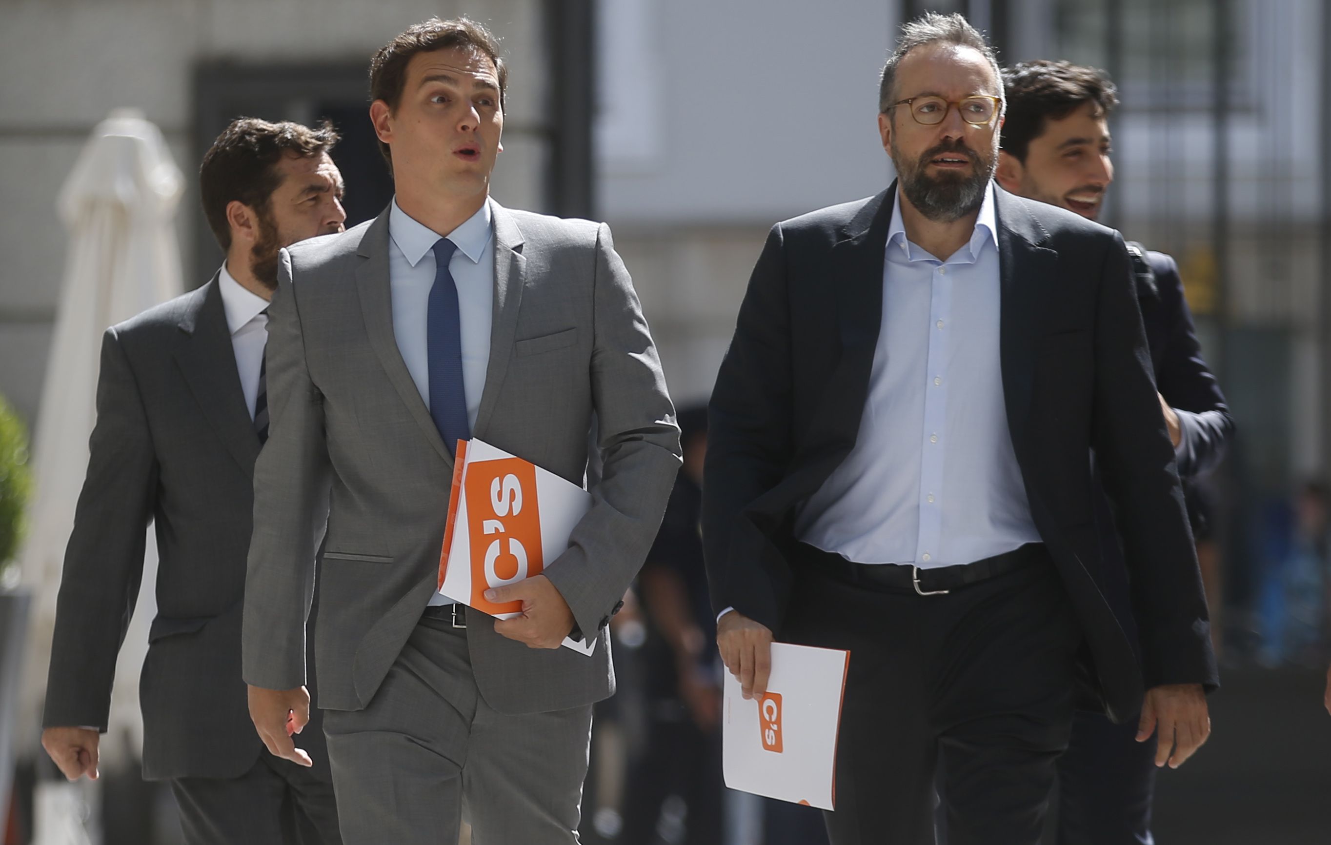 C's "nunca en la vida" se abstendría para favorecer un gobierno del PSOE y Podemos