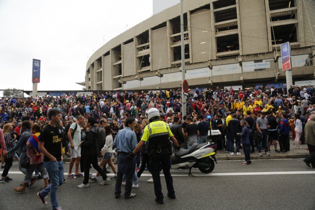 Camp Nou afición policía Sergi Alcàzar