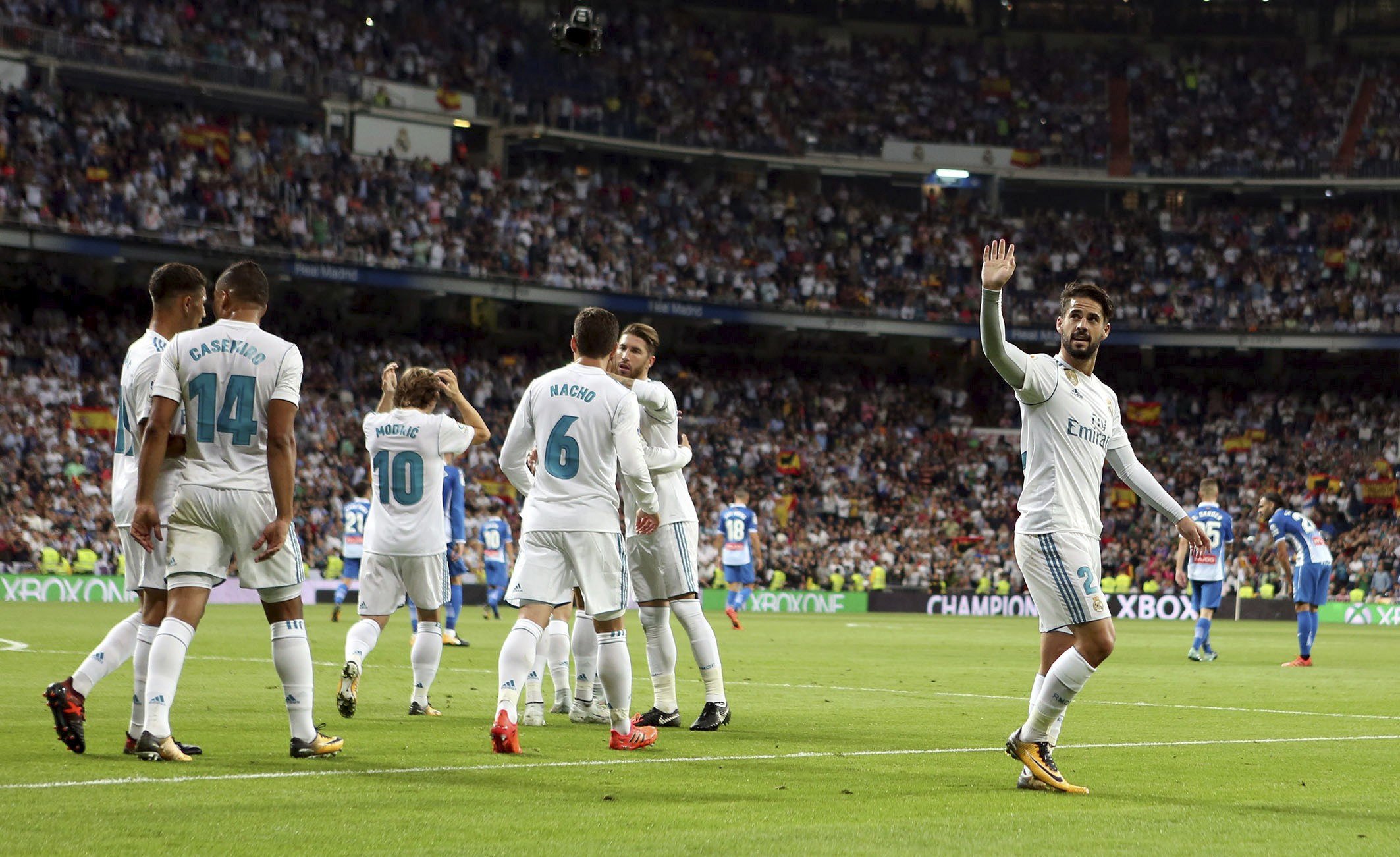 Isco castiga un Espanyol competitiu al Bernabéu (2-0)