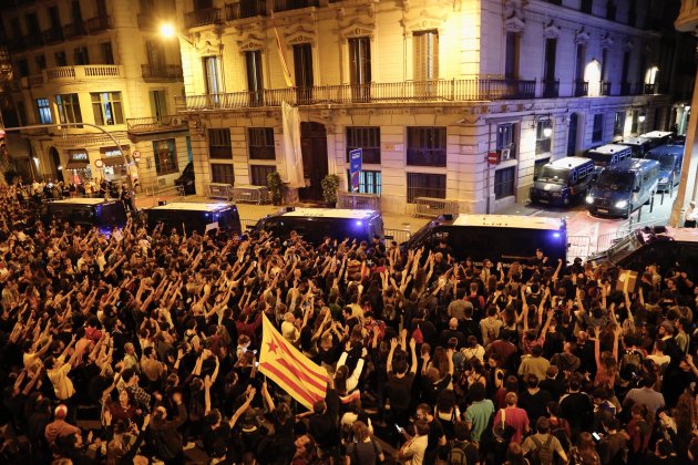 concentracio policia nacional via laietana nit - sergi alcazar