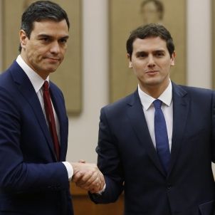 SÁNCHEZ Y RIVERA FIRMAN ACUERDO DE INVESTIDURA Y LEGISLATURA SÁNCHEZ Y RIVERA FIRMAN ACUERDO DE INVESTIDURA Y LEGISLATURA