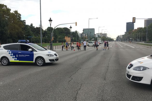 Un "rondo" al mig de la Diagonal / BA
