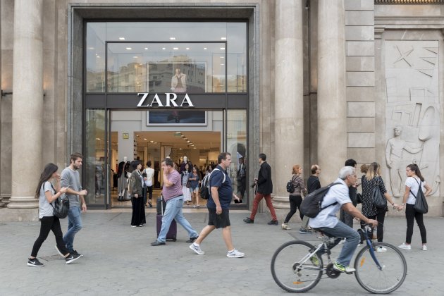 Aturada general - Laura Gómez