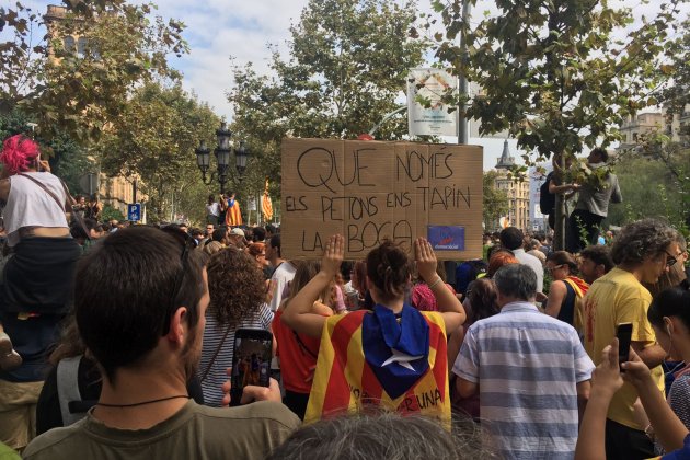 Cartell manifestació 3-O / NT