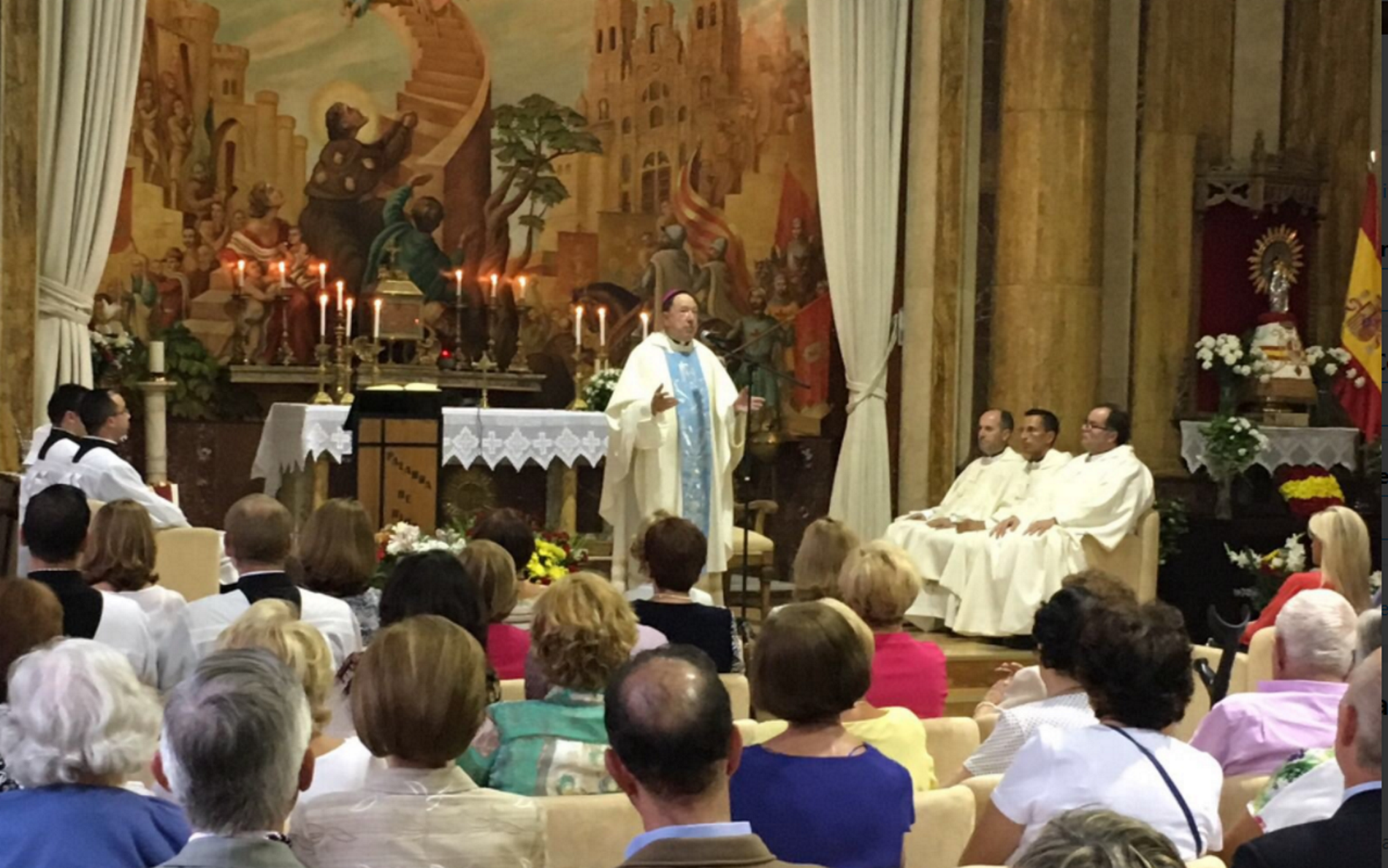 Els monjos de Poblet frenen la fúria espanyolista de l'arquebisbe castrense