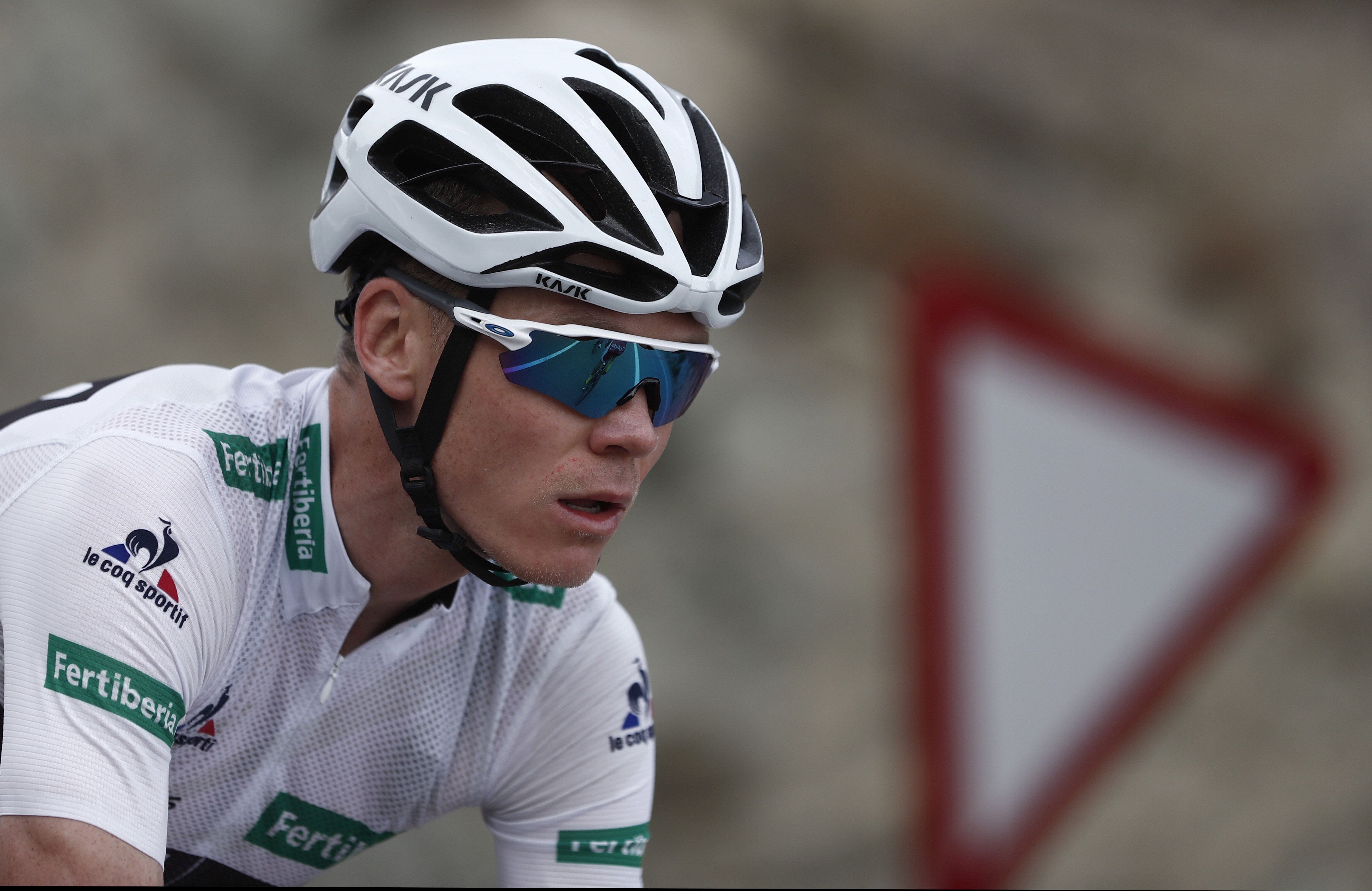 Chris Froome es atropellado mientras entrenaba en Francia