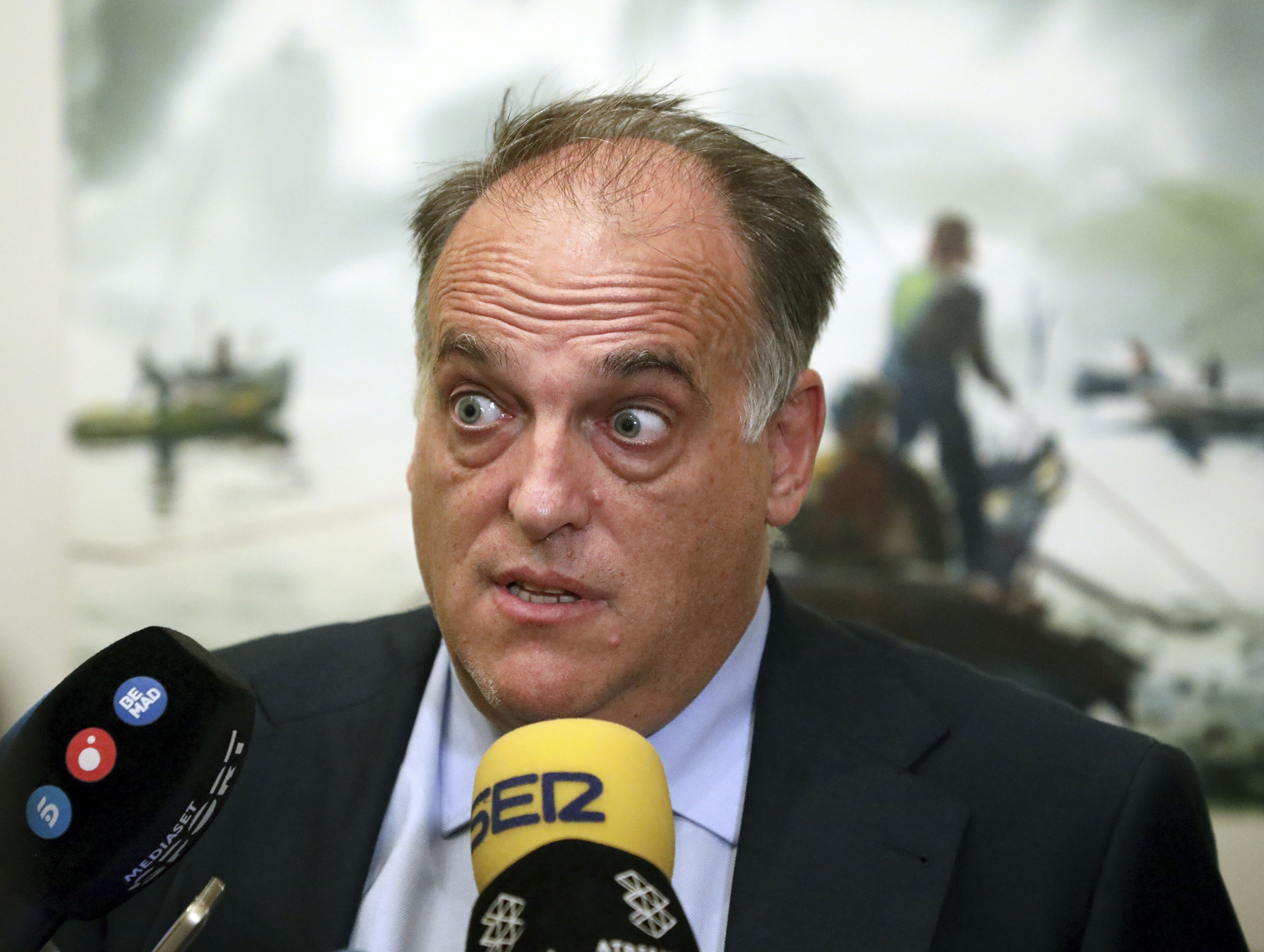 Tebas: "Si Piqué no és independentista i està jugant amb Espanya és perquè sent els colors"