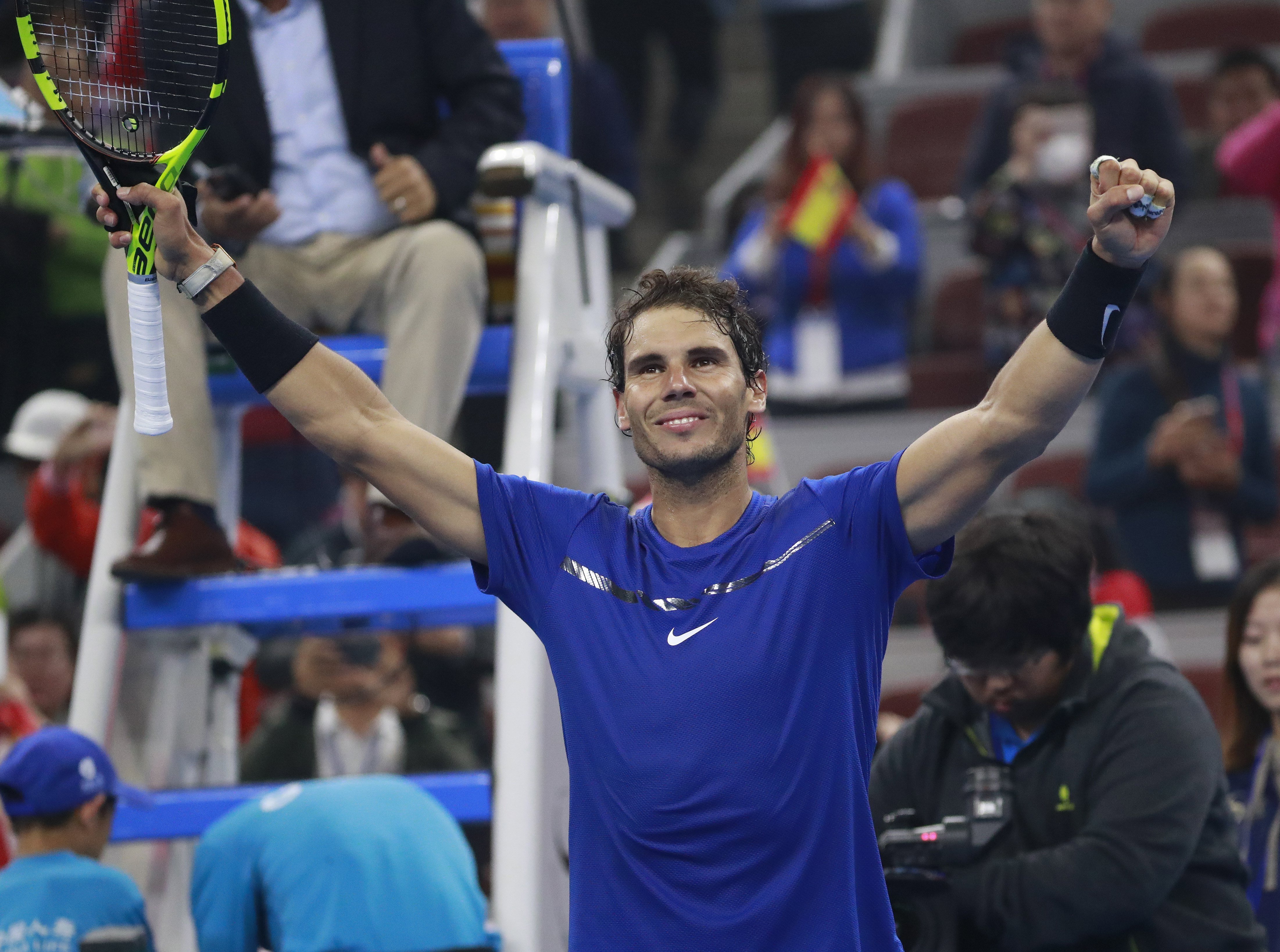 Nadal se venga de Dimitrov para llegar a la final de Pekín