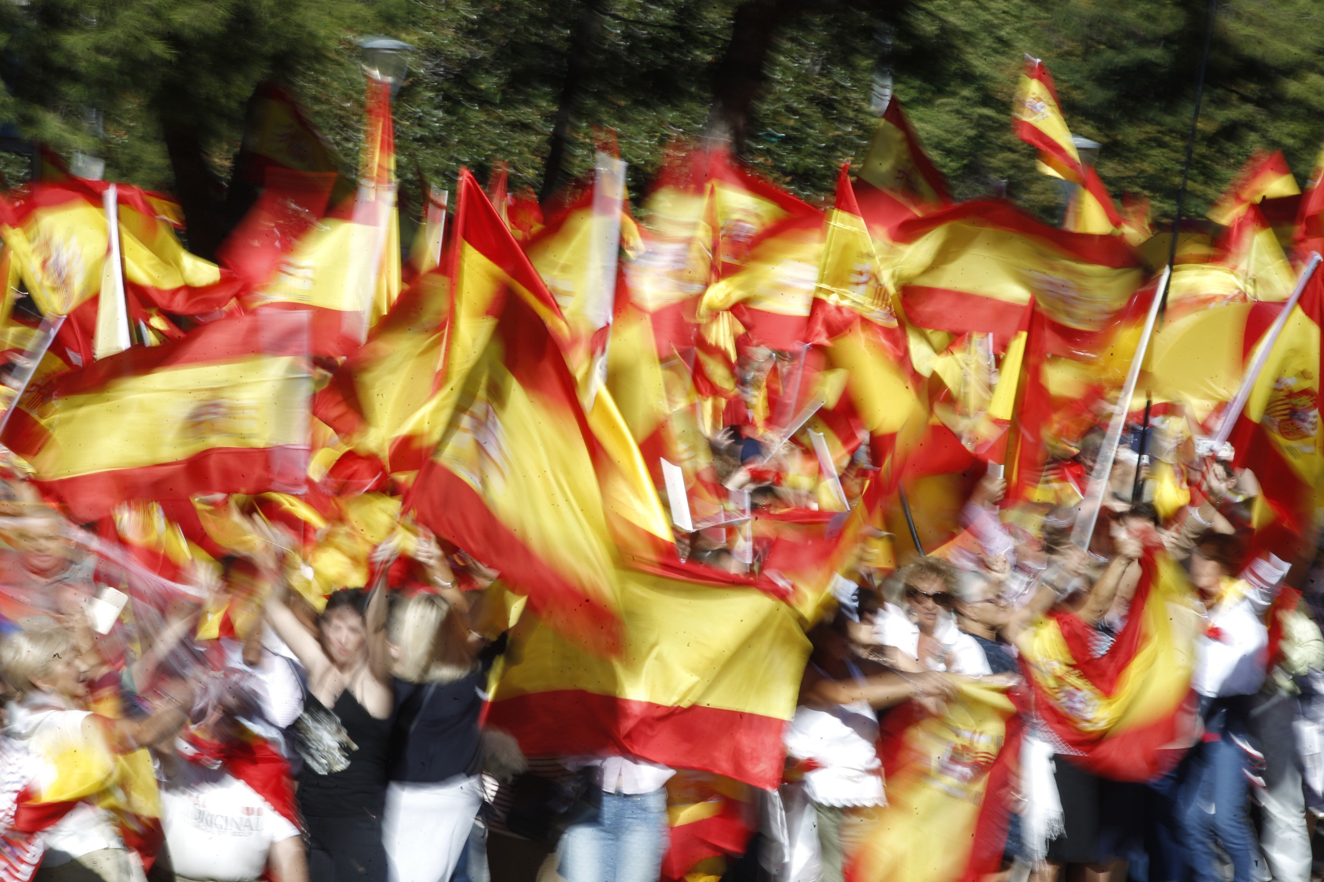 "Per una Espanya unida, eleccions ja", lema de la manifestació contra Sánchez