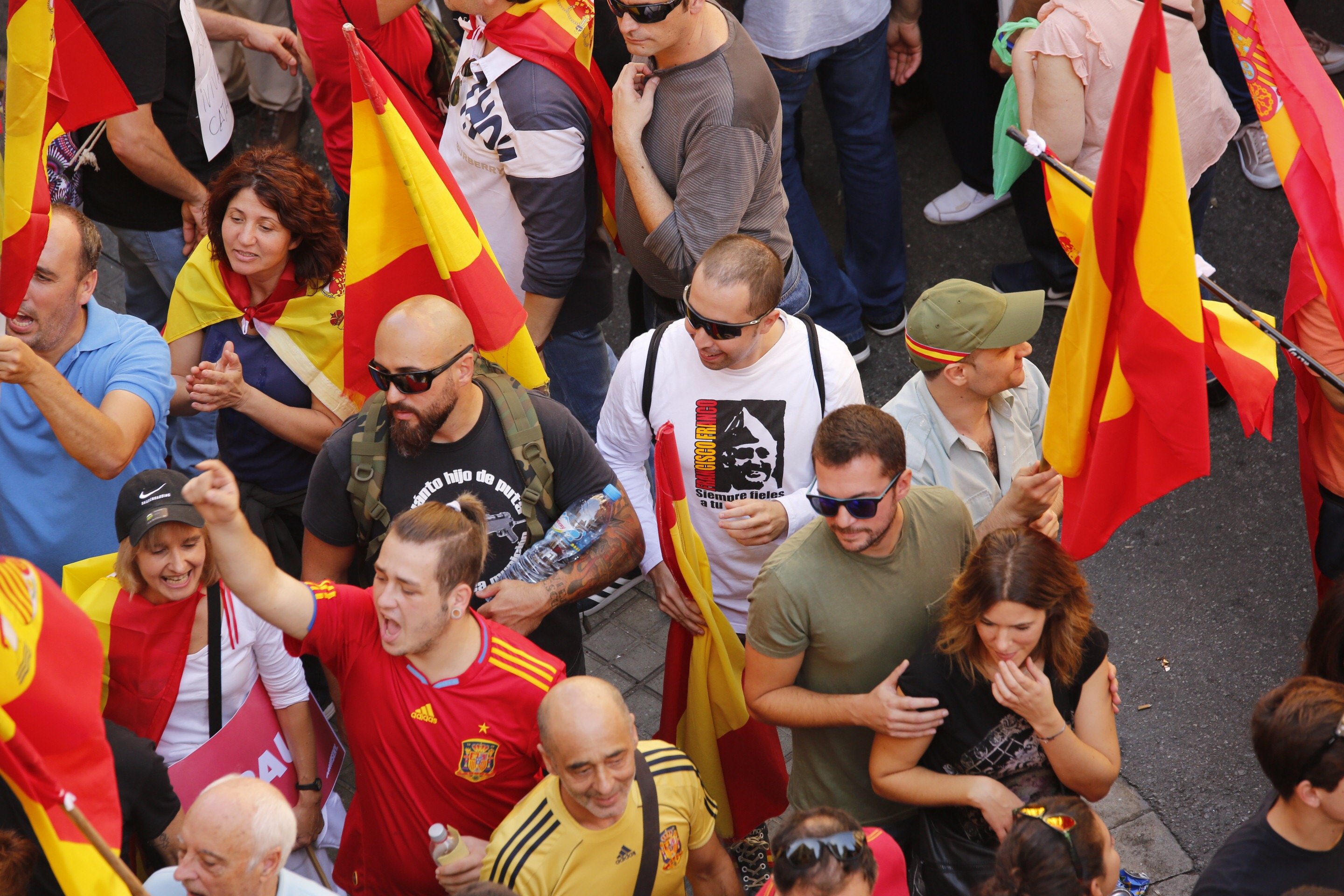 La premsa mundial es fa ressò de les salutacions nazis a la manifestació unionista