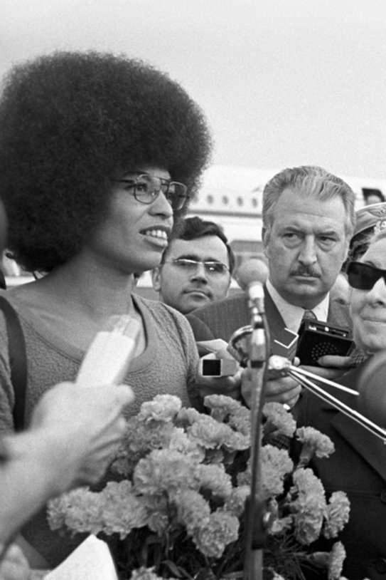 RIAN archive 36716 Valentina Tereshkova meeting with Angela Davis (1)