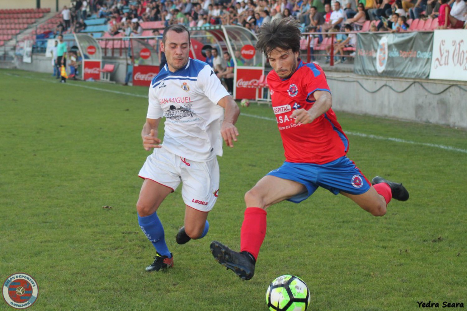 Un árbitro gallego detiene el partido del Ourense por una estelada en la gradería