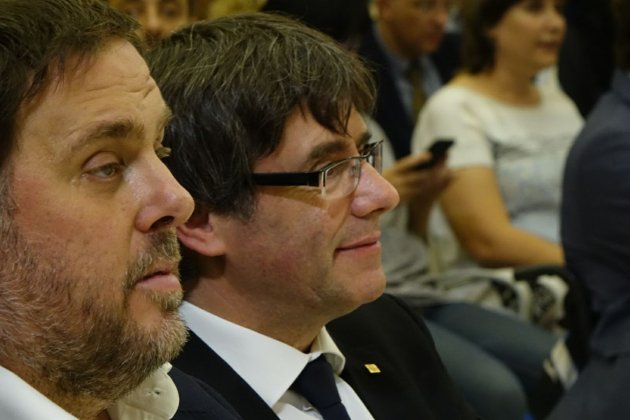 Puigdemont i Junqueras Auditori Parlament   Roberto Lázaro