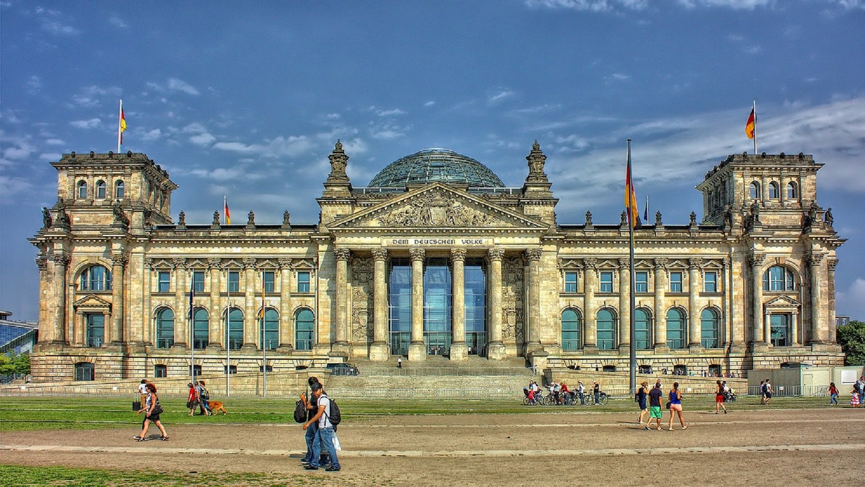 El delito de rebelión en Alemania implica un acto de violencia