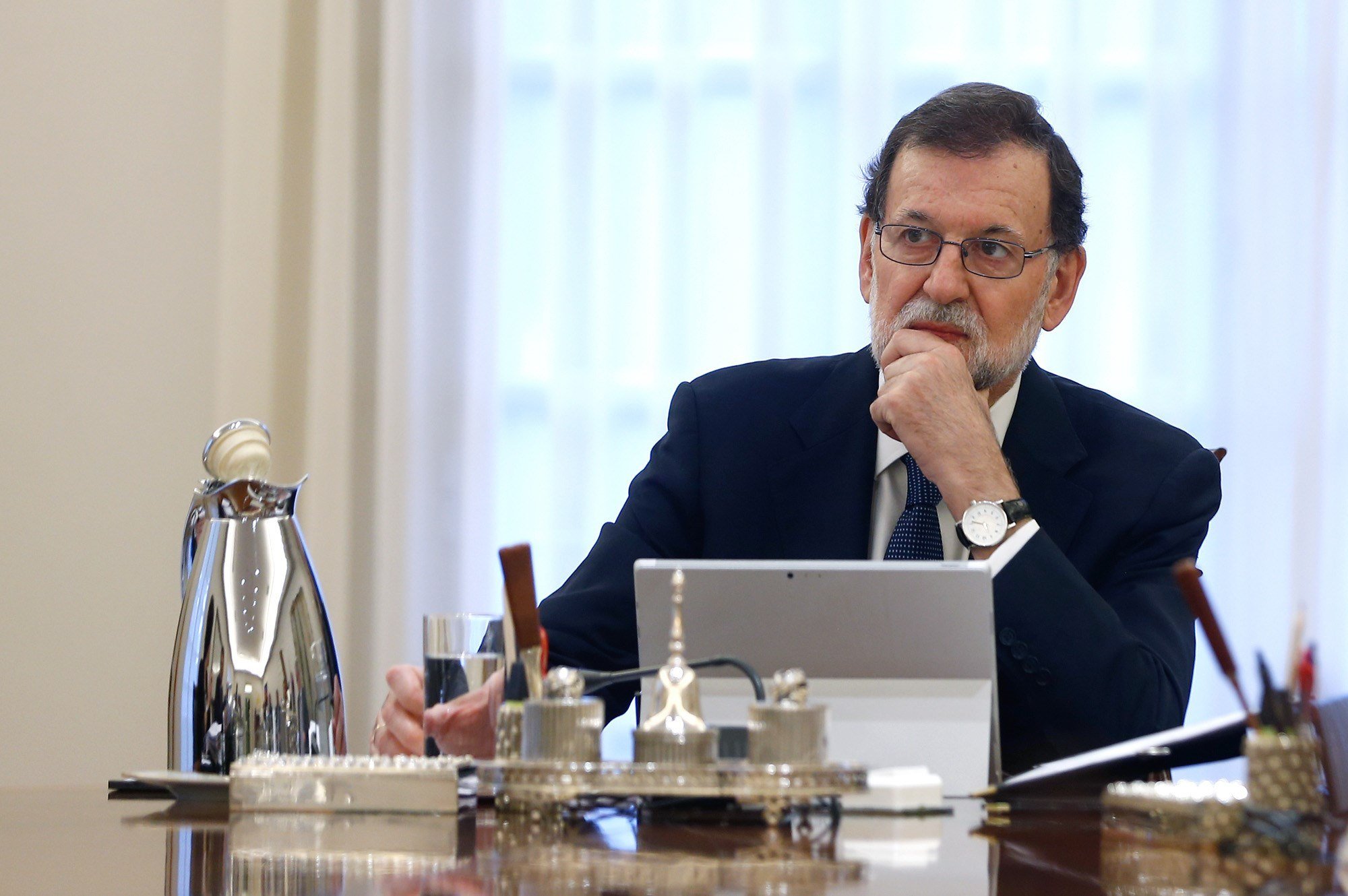 Rajoy gives Puigdemont a deadline of Monday to respond