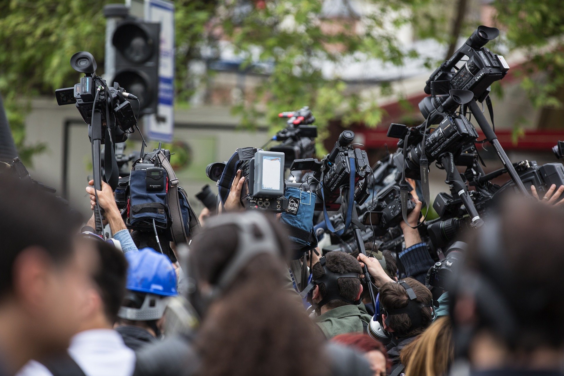 La prensa española exige a Rajoy que aplique la ley y cierra la puerta al diálogo