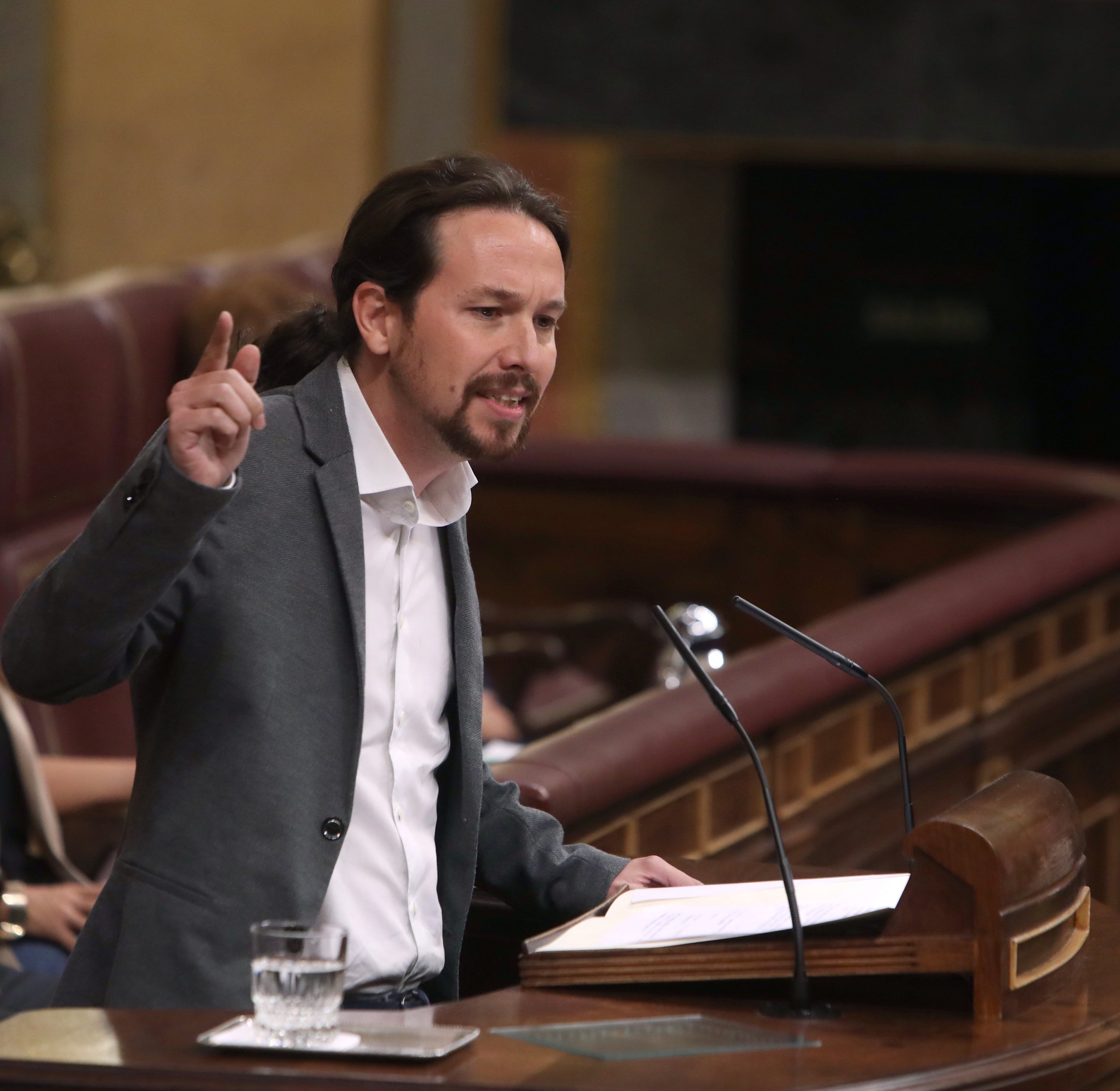Iglesias, a Rajoy: "Deje de romper España"