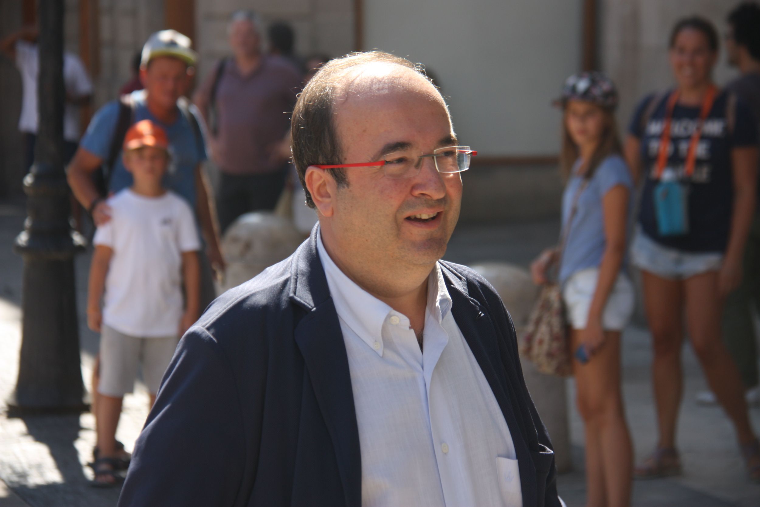 Iceta se abre a pactar con Parlon una candidatura conjunta en las primarias del PSC