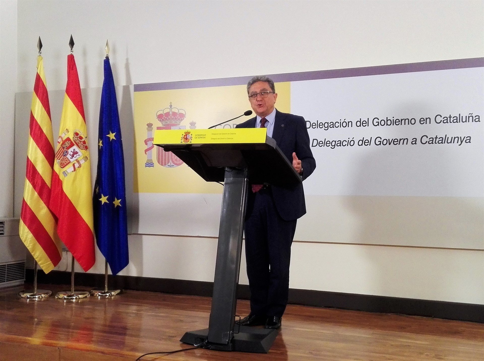 Millo, a Puigdemont: “Resulta xocant que demani respecte qui vulnera la legalitat”