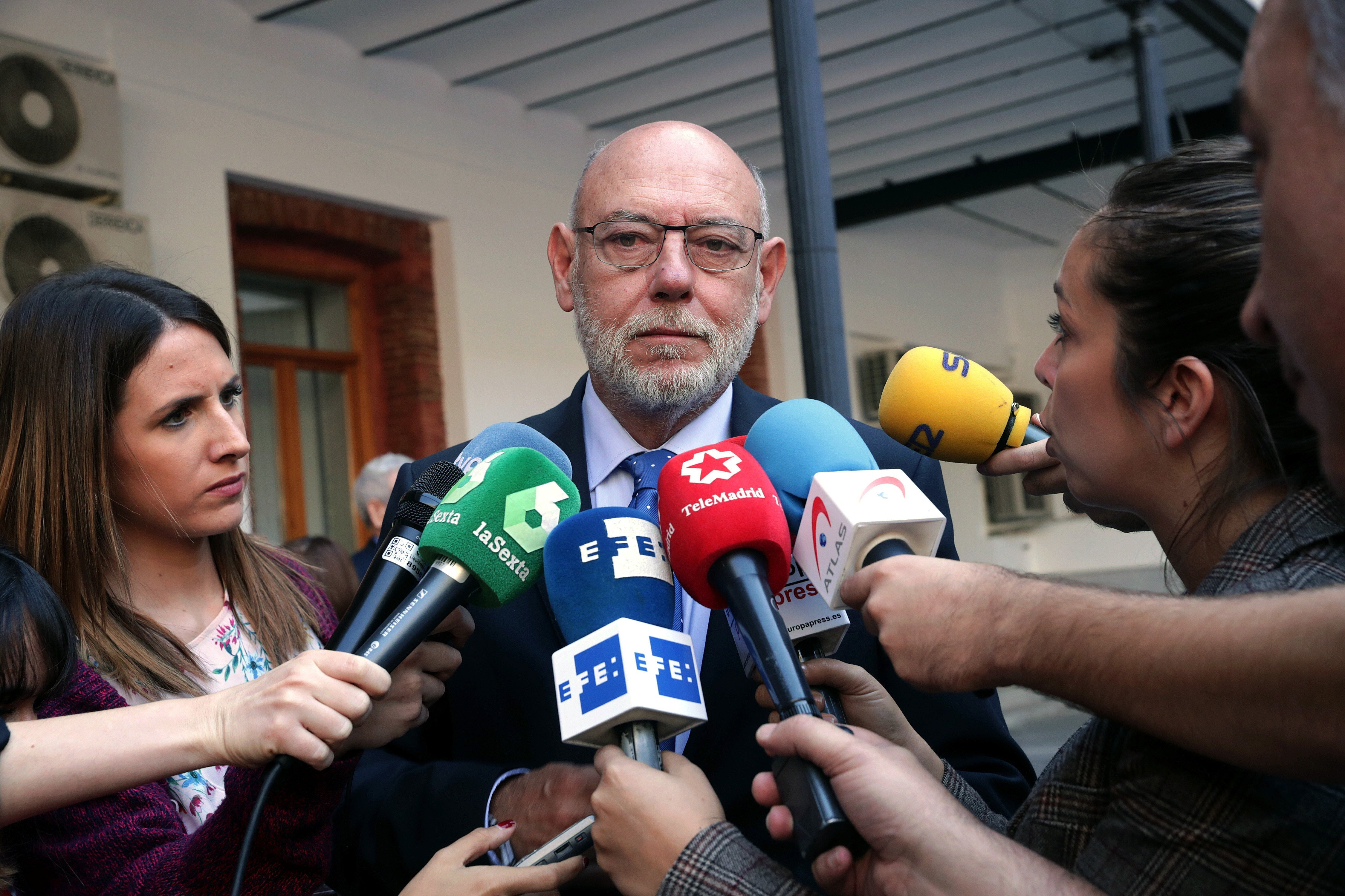 Maza alaba la actitud de los fiscales en Catalunya contra el procés