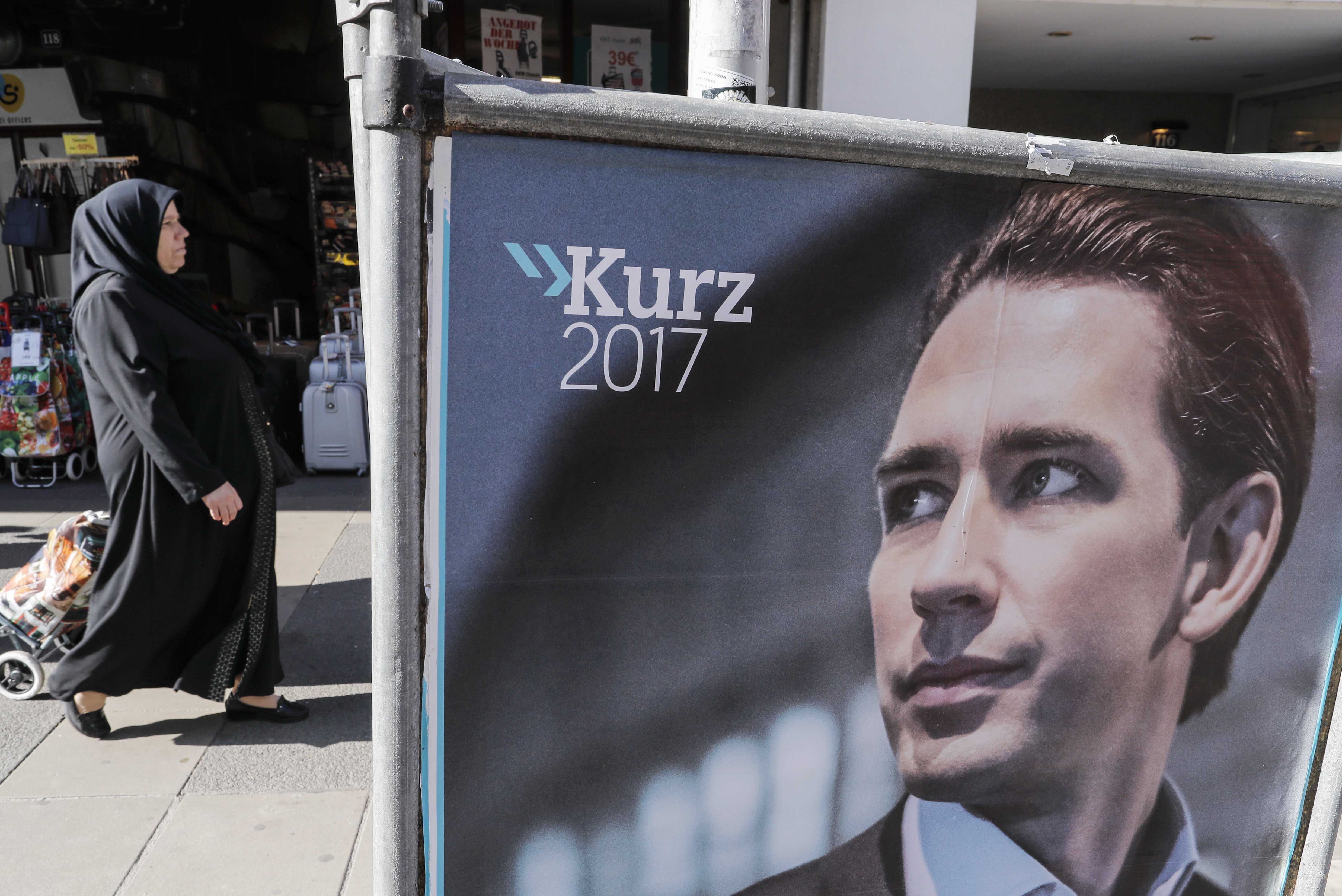 Els conservadors d'Àustria guanyen les eleccions i frenen la ultradreta