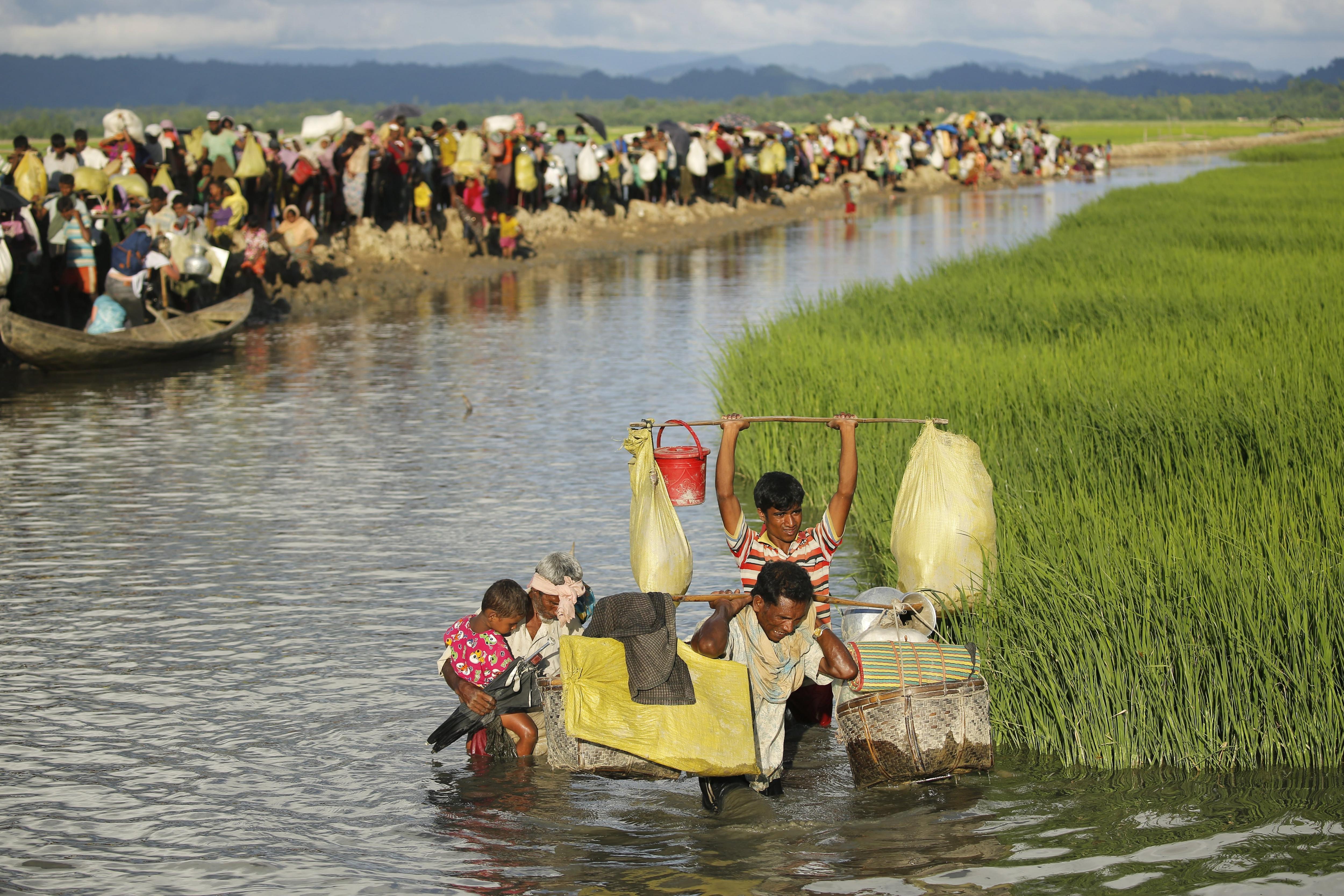 Un naufragi a Bangla Desh deixa 8 morts i 20 desapareguts