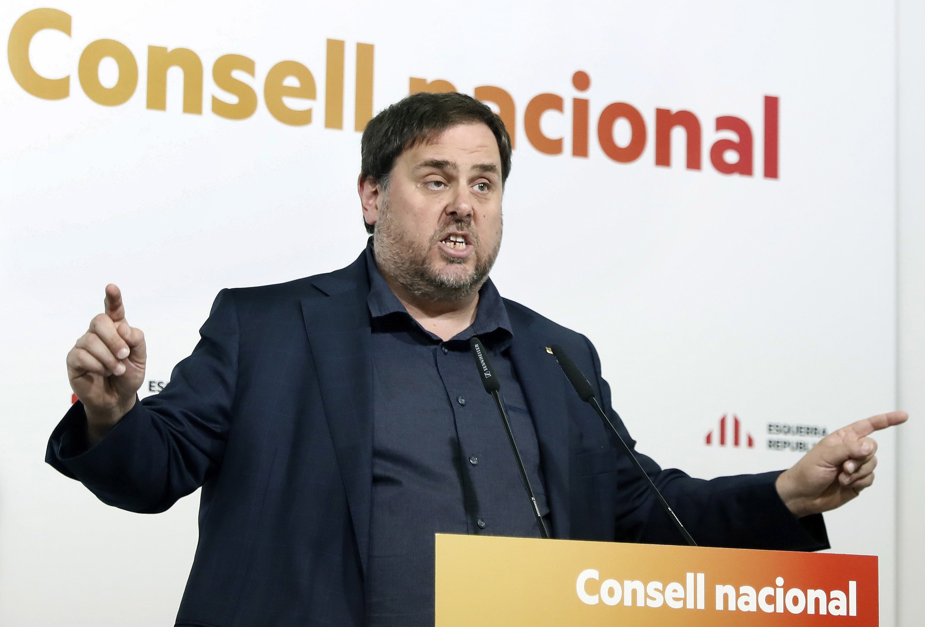 Junqueras pregunta a Rajoy si quiere una reunión entre los gobiernos catalán y español