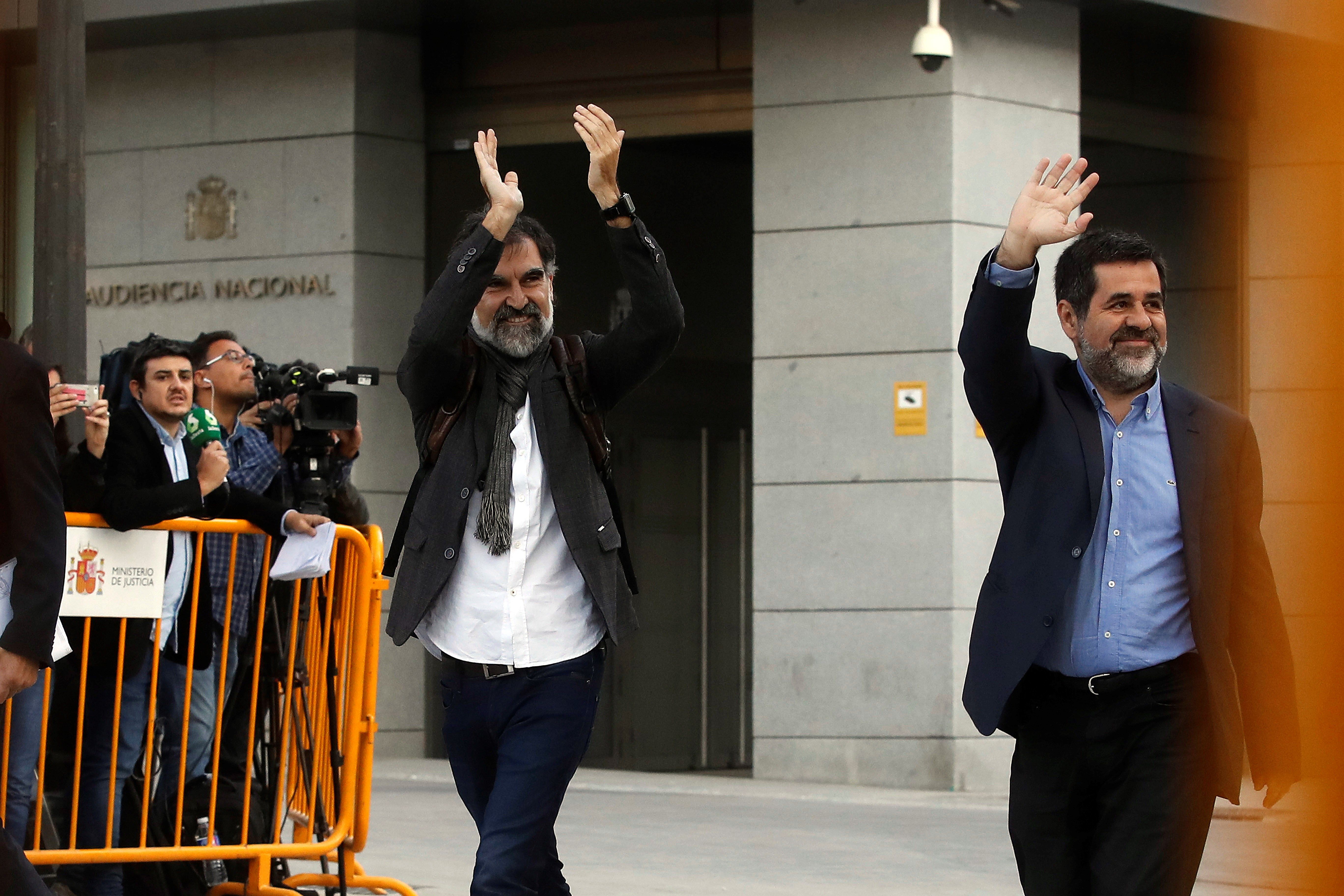 Prison without bail for Catalan independence movement leaders