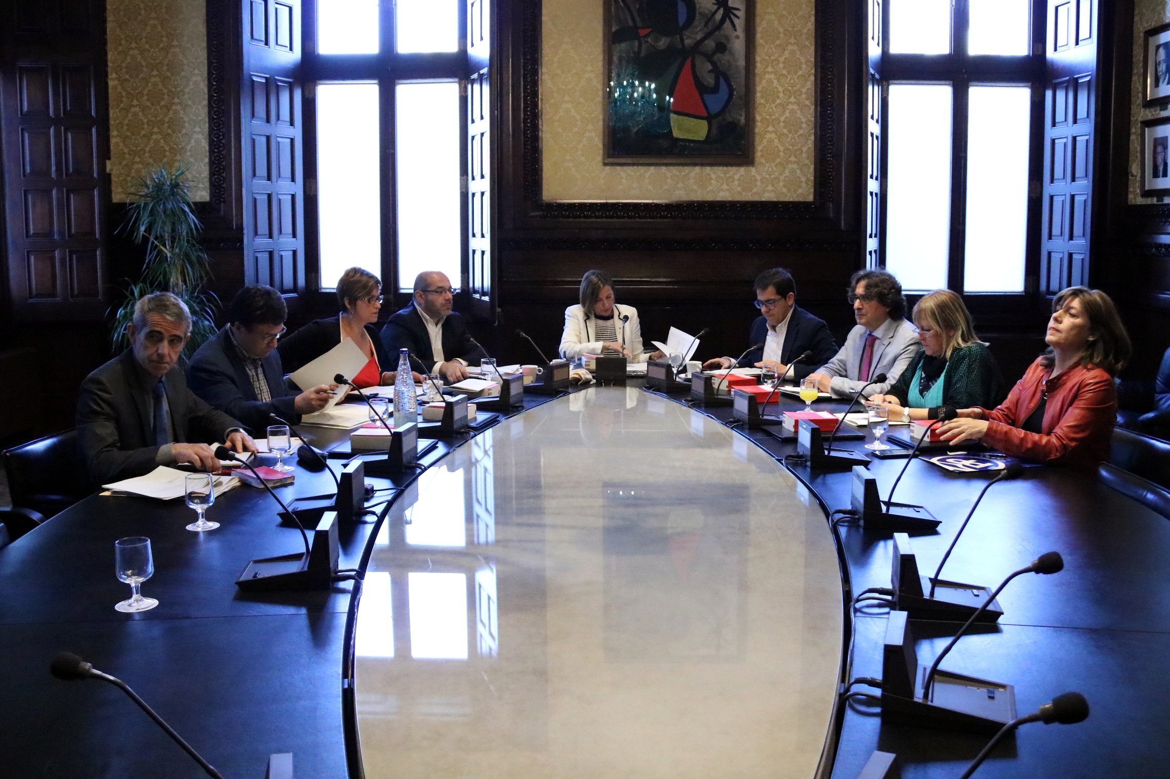 Adeslas rescindeix l'assegurança del Parlament per la situació política