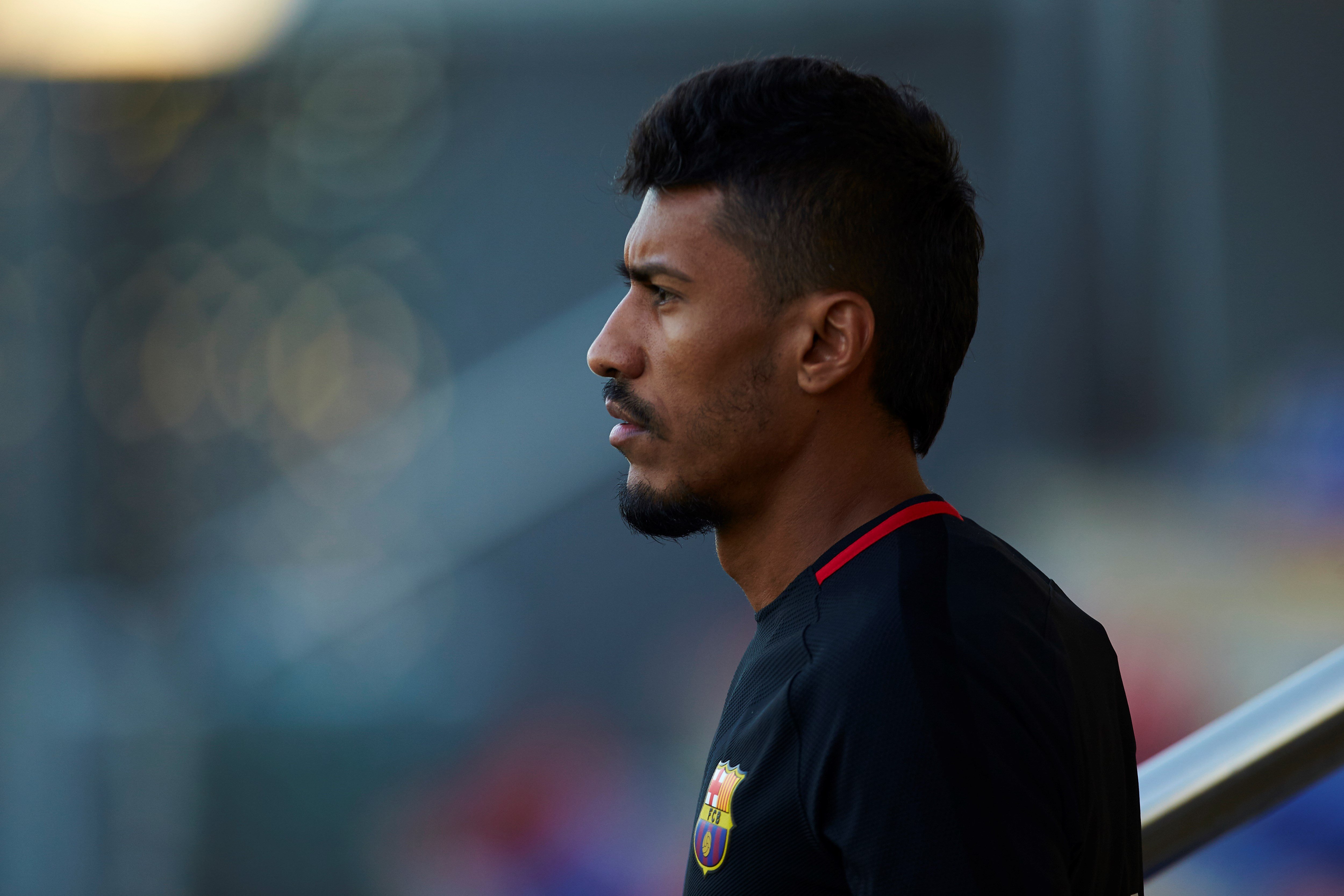 Paulinho: "Me gusta correr para Messi"