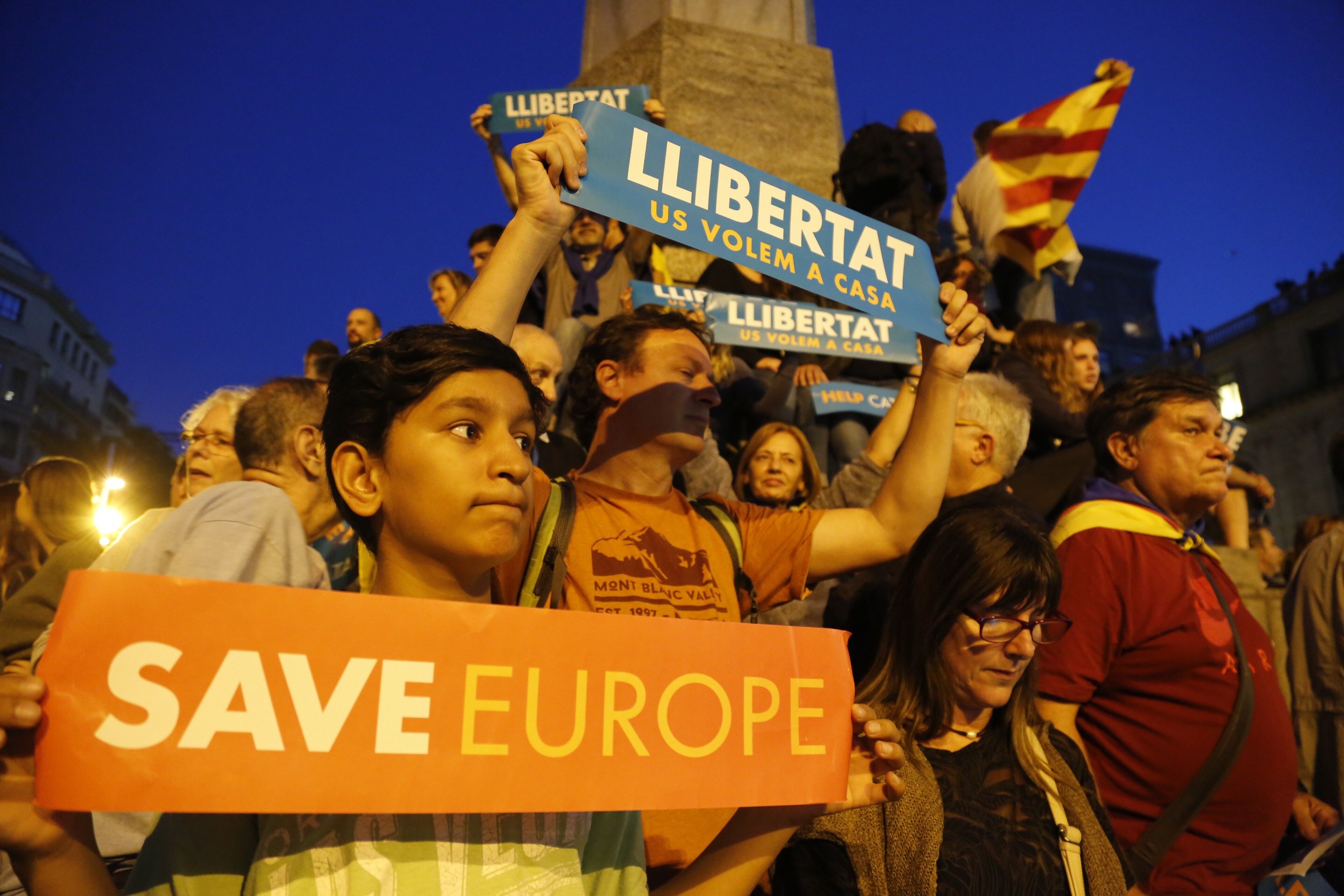 Manifestació suport Sanchez Cuixart - Sergi Alcàzar