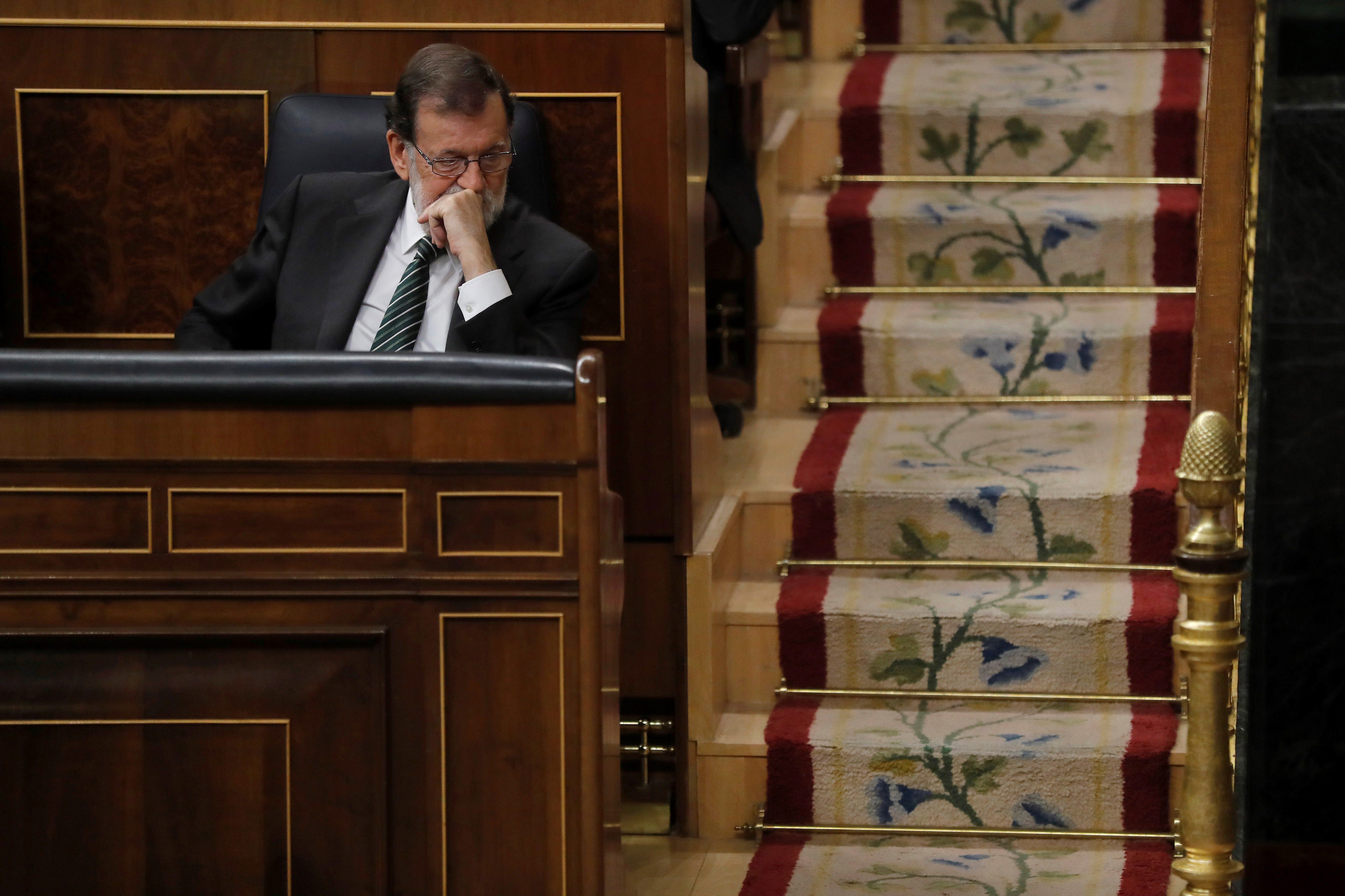Escalada de tensió entre Rajoy i el PSOE pel 155 al Congrés