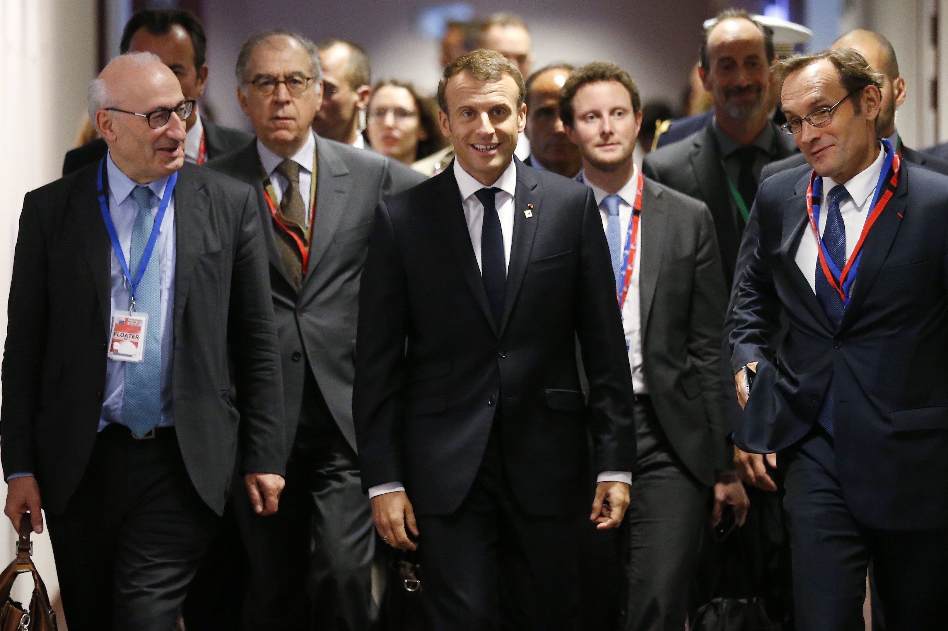 Macron assegura que Europa donarà un missatge d'unitat amb Rajoy