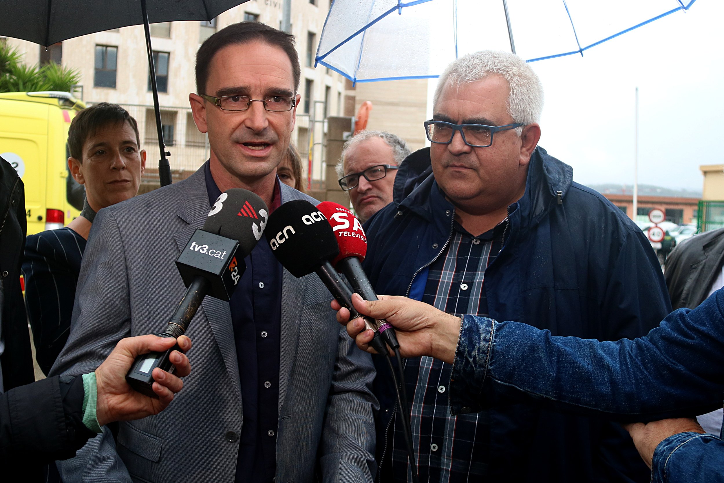 Alcaldes es neguen a cedir locals per a les eleccions convocades per Rajoy