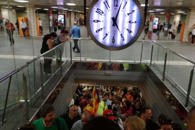 metro pl.catalunya manifestación Jordis