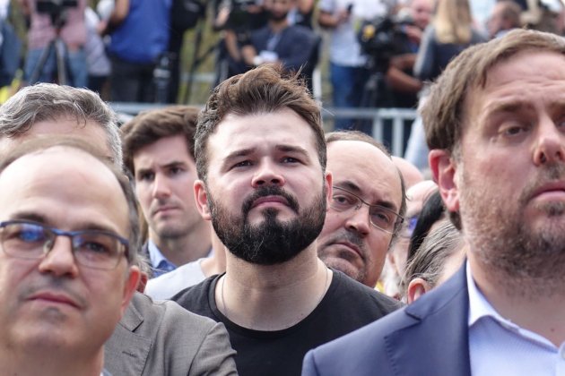 Rufián i Junqueras mande Jordis Mònica Pérez