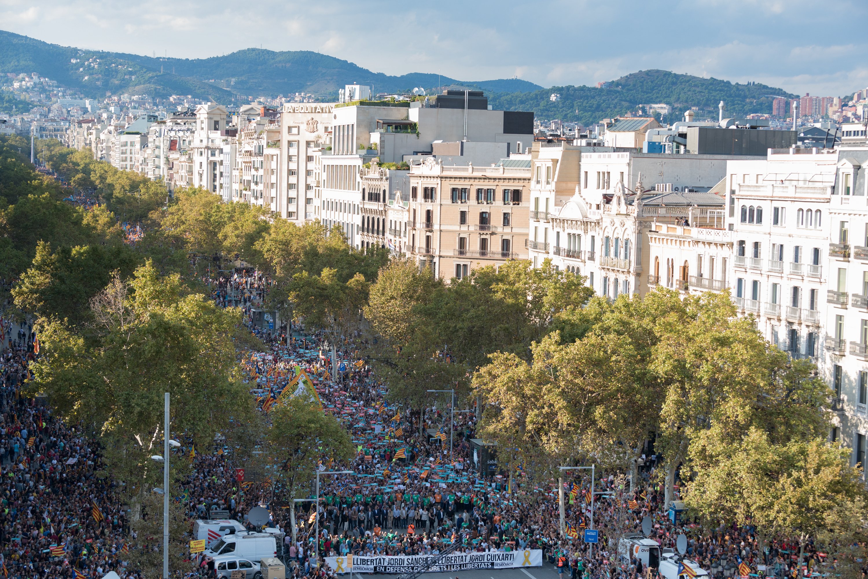 Clam per l'alliberament dels Jordis i contra el 155