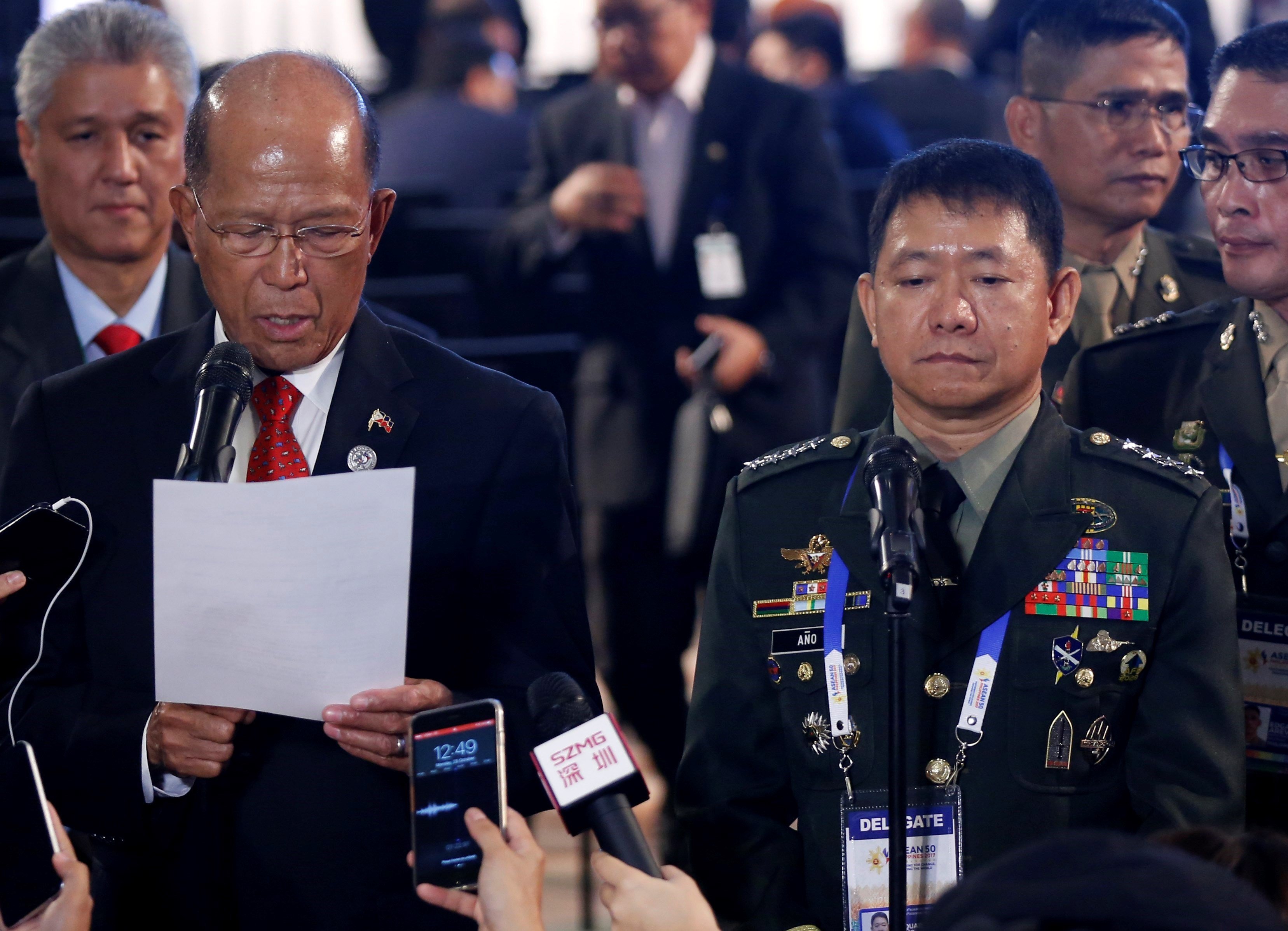 El ministro de Defensa filipino anuncia el fin de los combates en Marawi