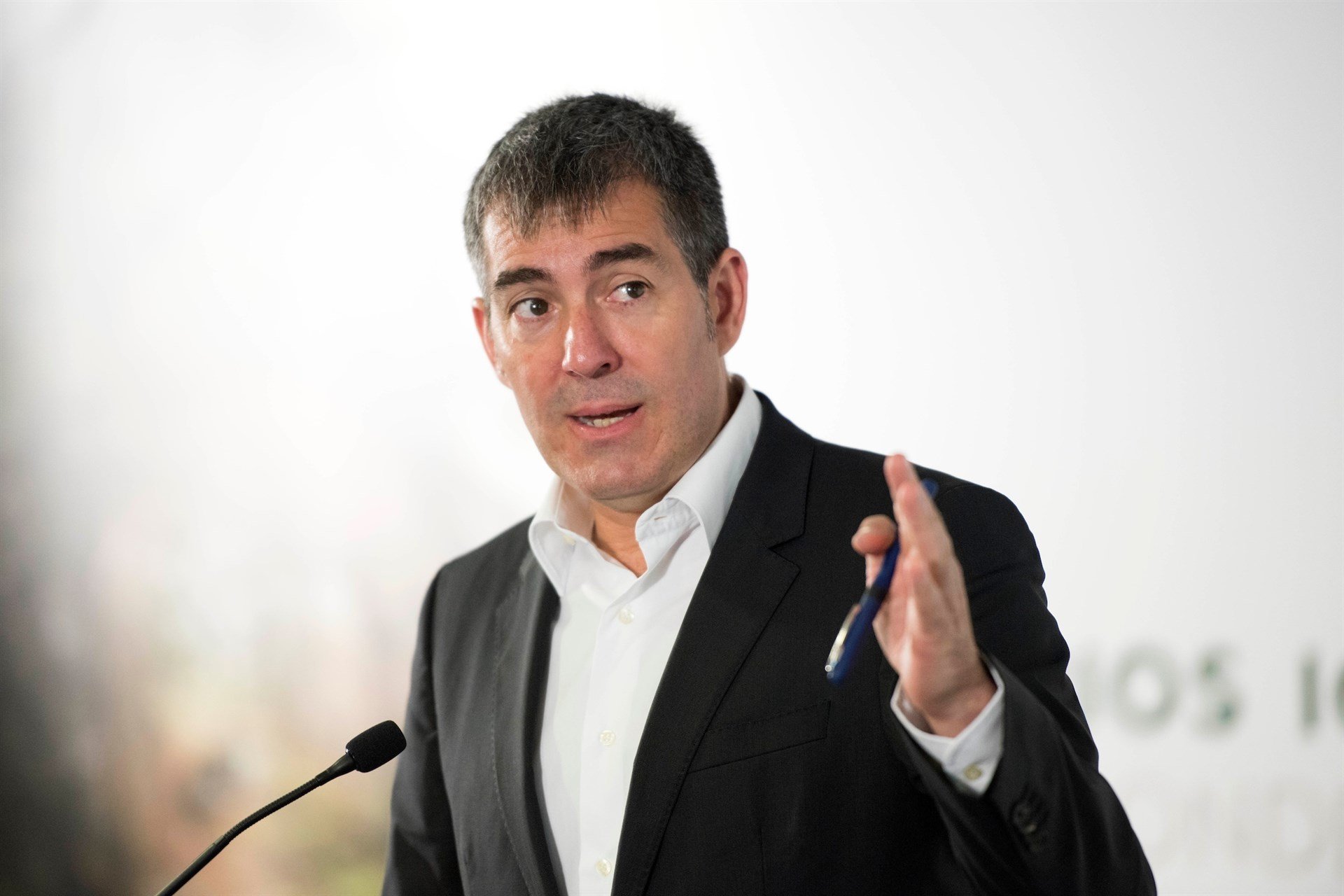 El presidente de canario avisa de que "el 155 no solucionará el conflicto de convivencia"