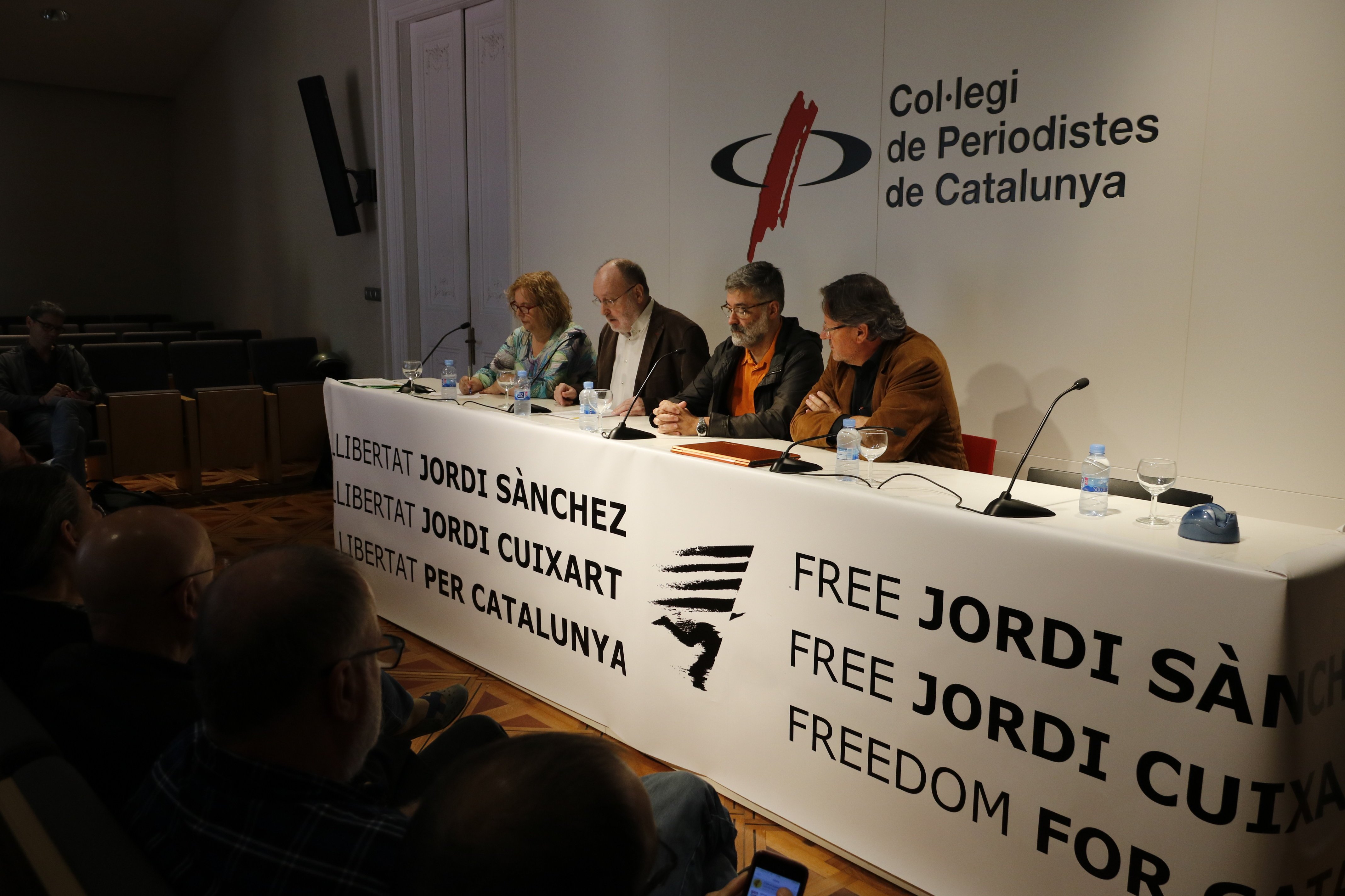 La Crida torna a ressorgir per exigir l'alliberament de Sànchez i Cuixart