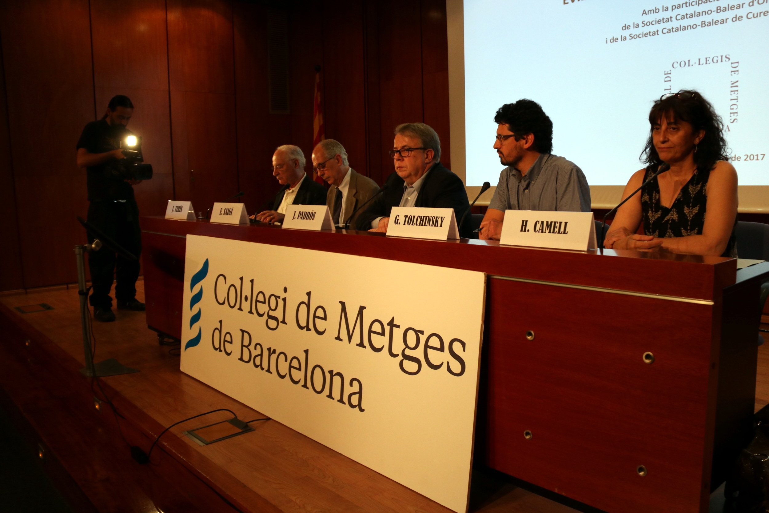 Los Colegios profesionales de Metges, Premio Talent de Honor a la Solidaridad