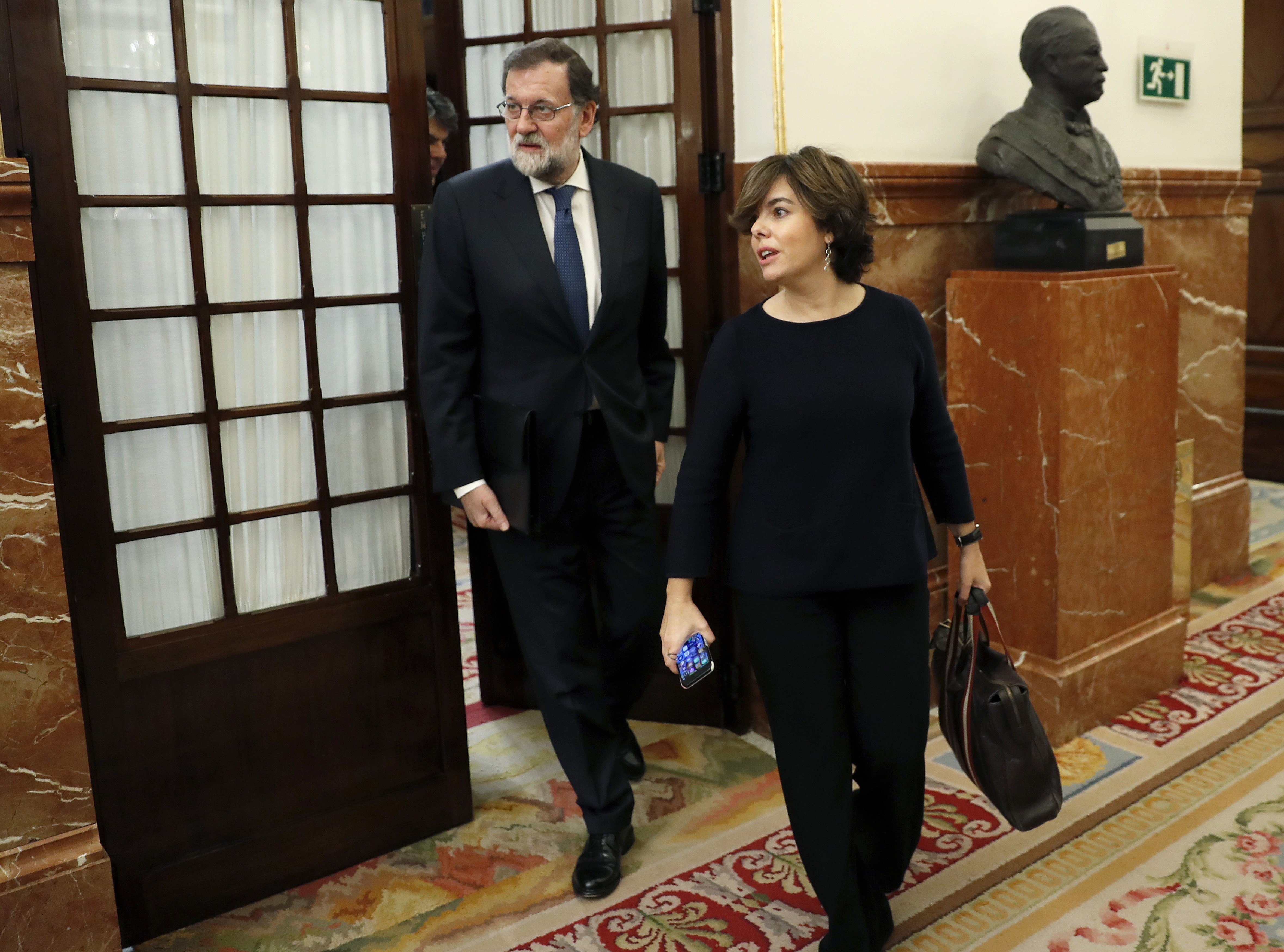 L'Estat ha cessat 252 persones i ha imposat el castellà amb el 155, segons un informe