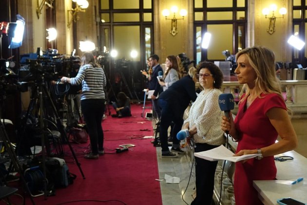televisons parlament - roberto lazaro televisons parlament - roberto lazaro