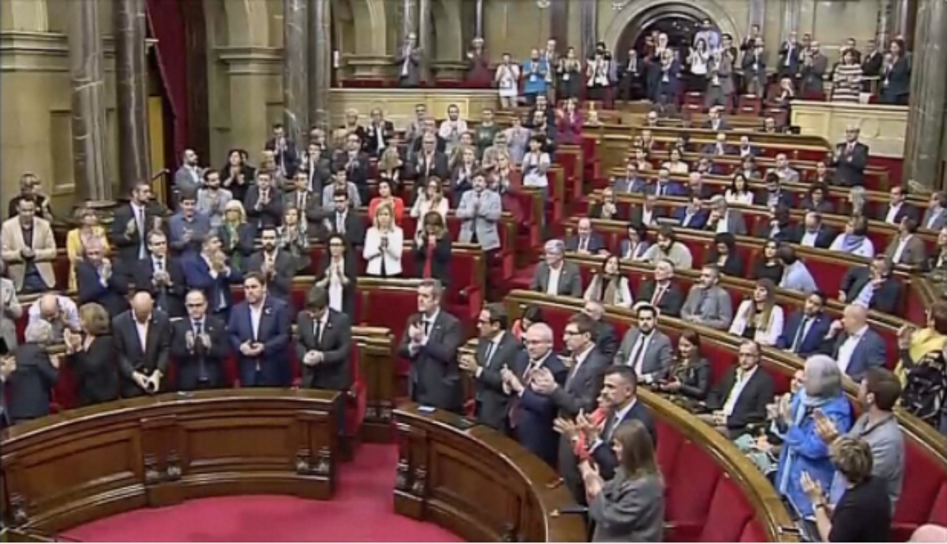 Els socialistes eviten aplaudir dempeus els Jordis