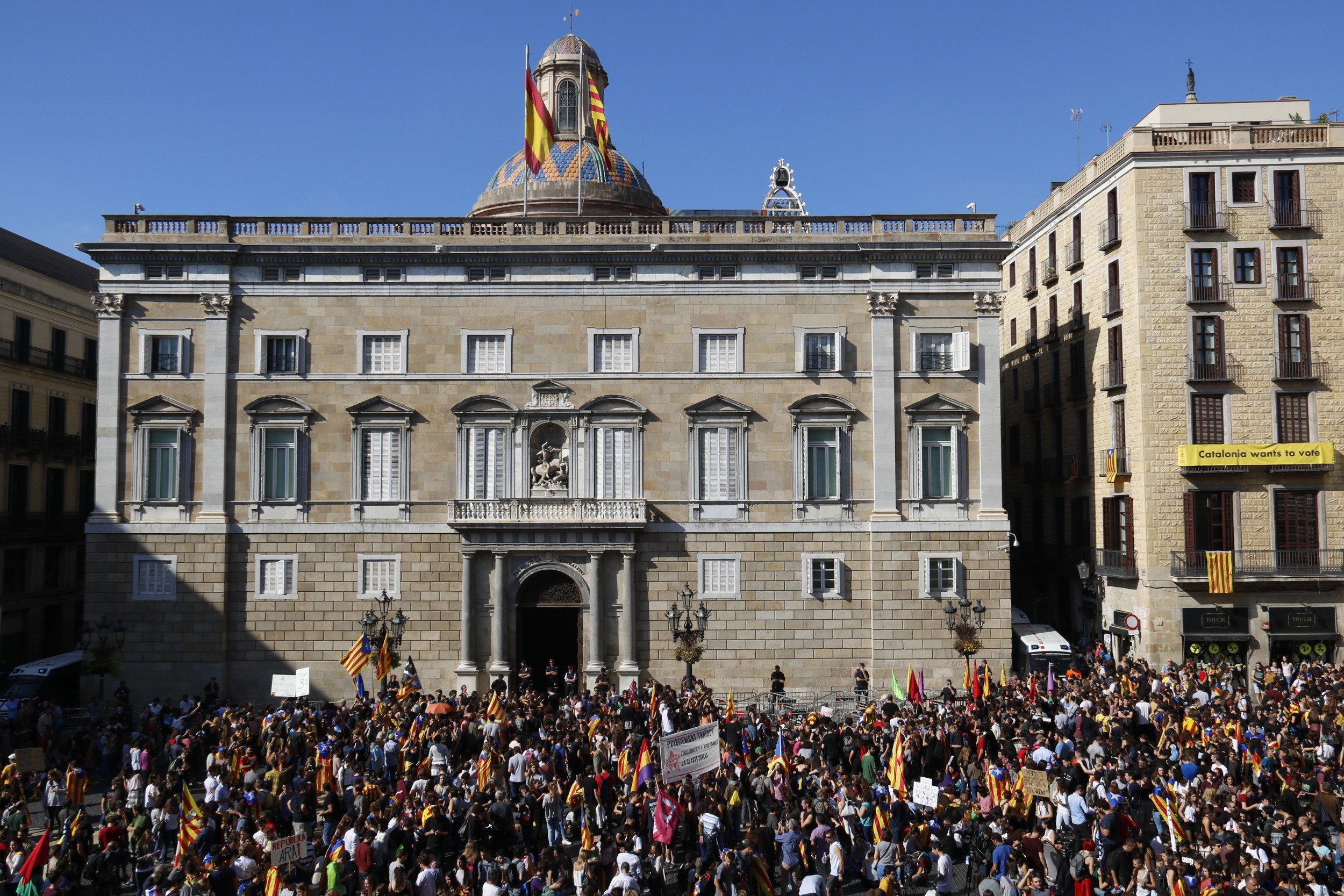 Universitats per la República celebra que Puigdemont no convoqui eleccions