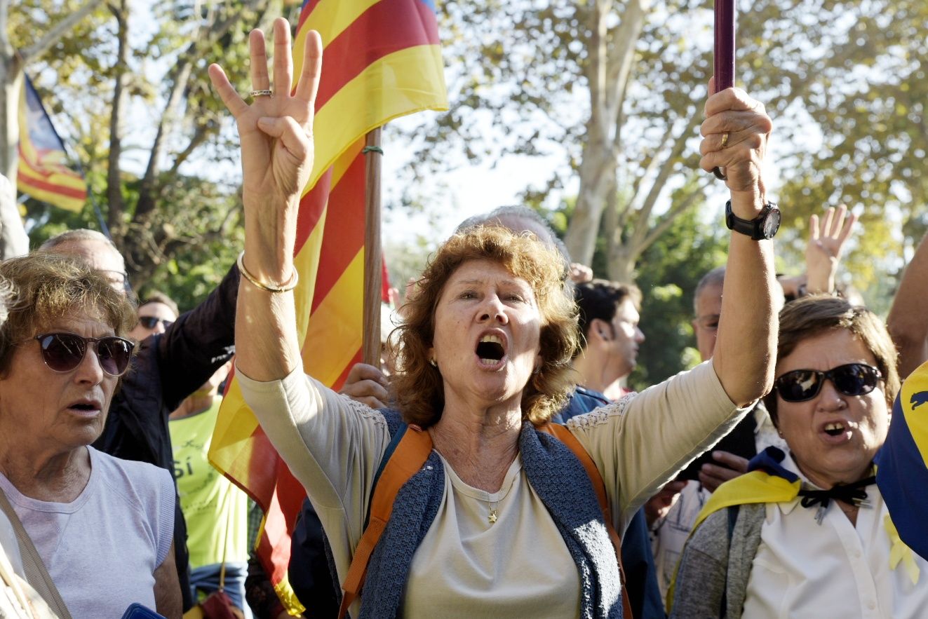 Ràdio, estelades i passadís d'alcaldes