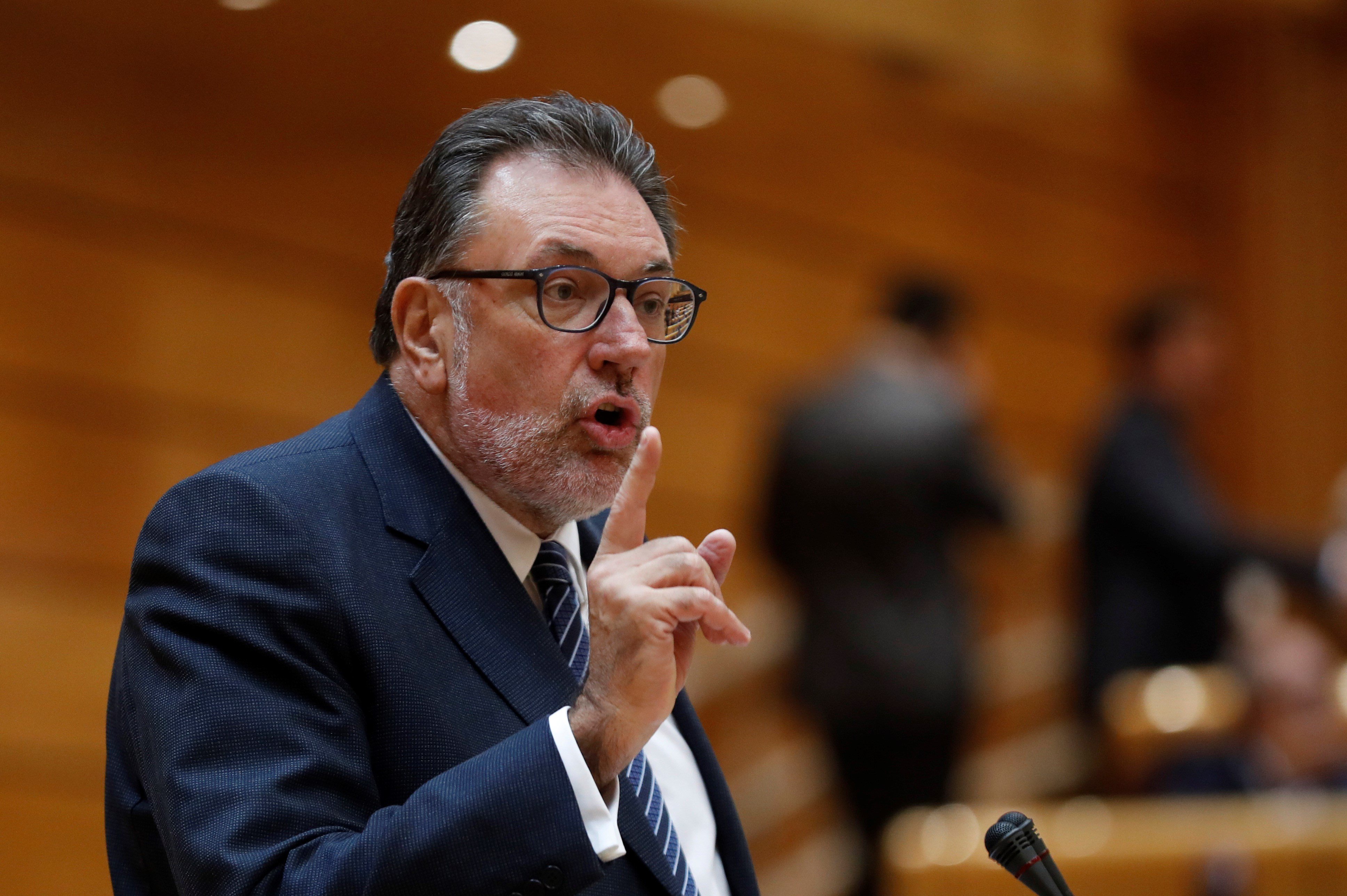 El PDeCAT insta a Dastis a dimitir: "La puerta es grande, ministro"