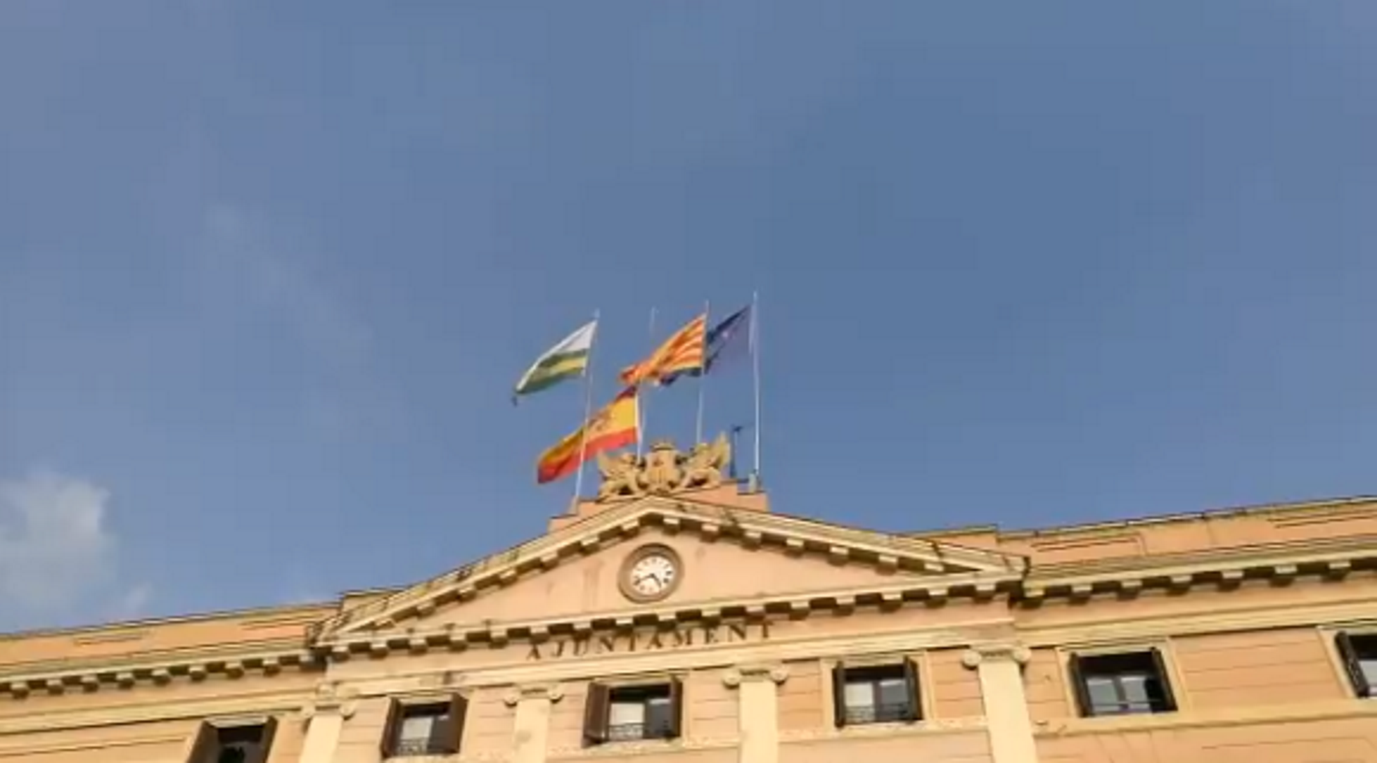 Sabadell arria la bandera espanyola